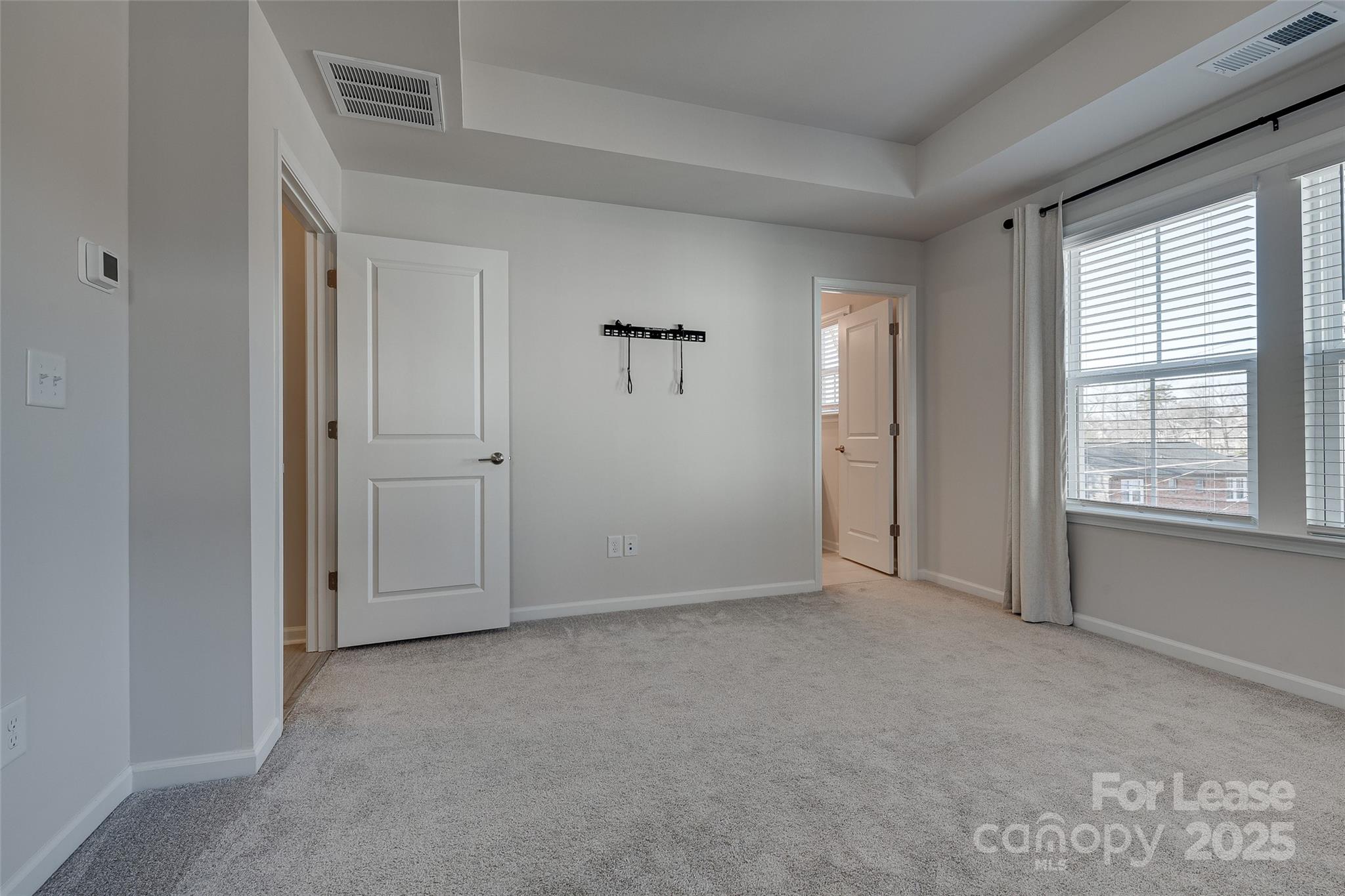 Hudson Oaks Townhomes - Residential Lease