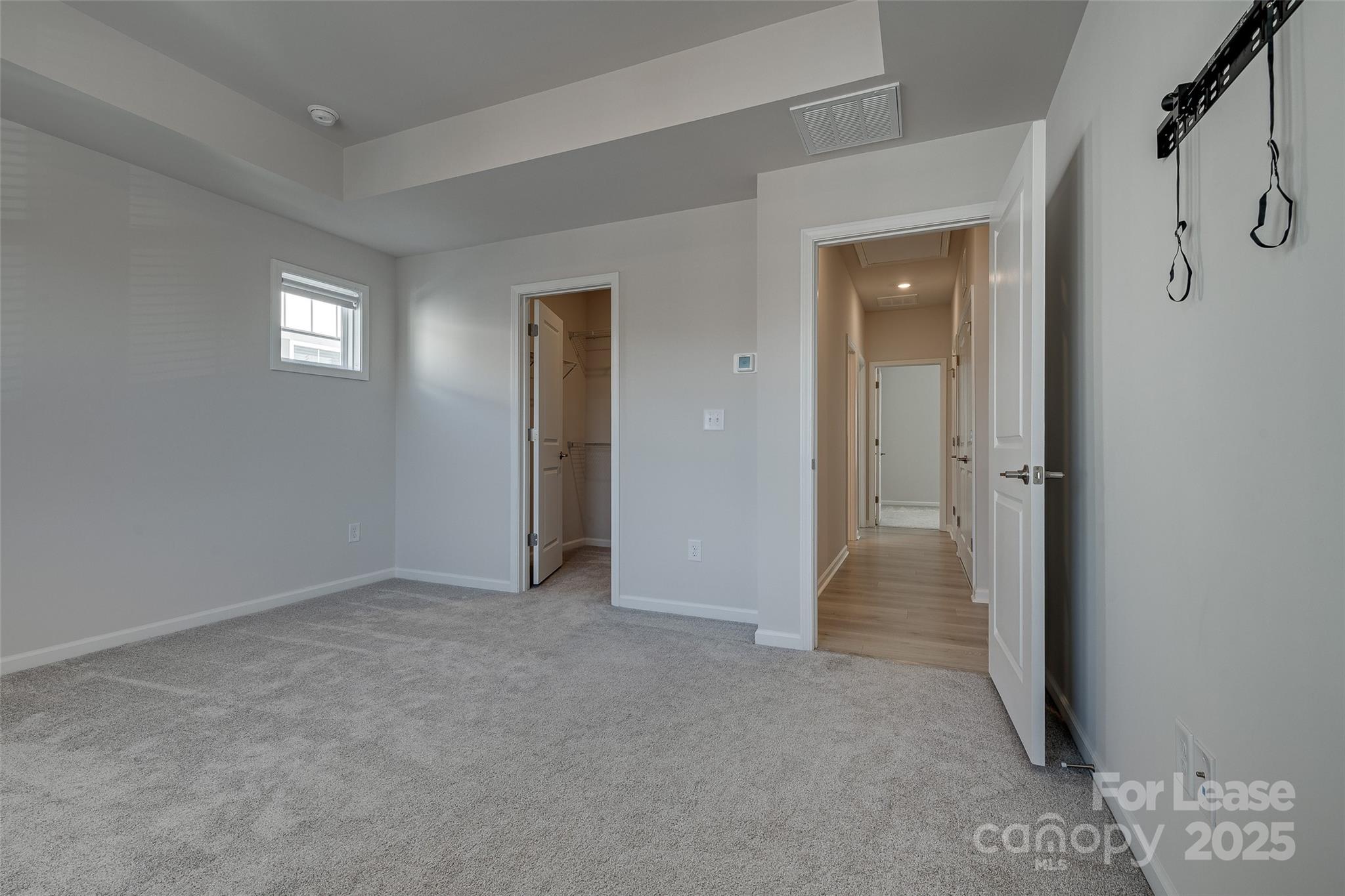 Hudson Oaks Townhomes - Residential Lease