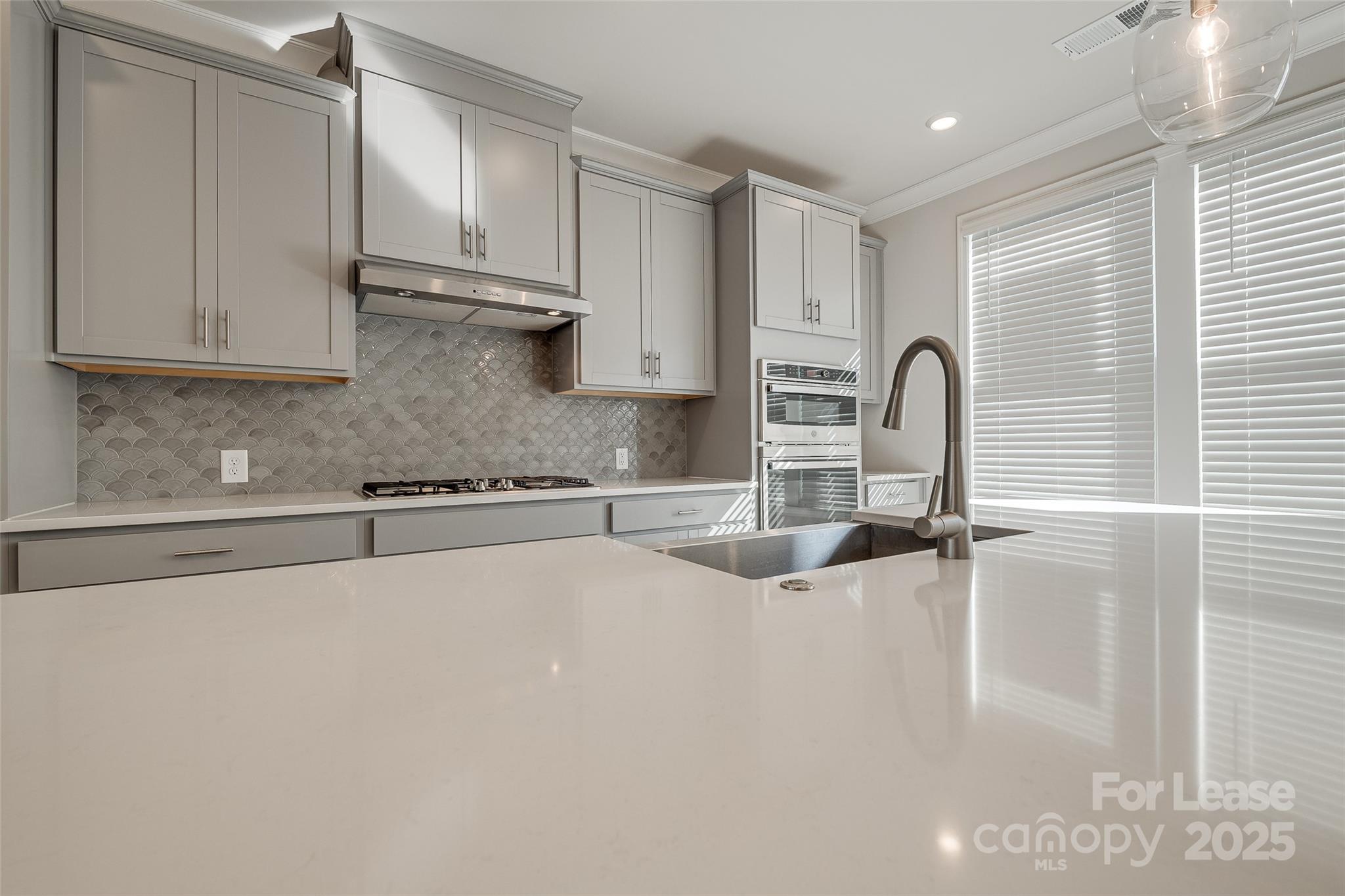 Hudson Oaks Townhomes - Residential Lease