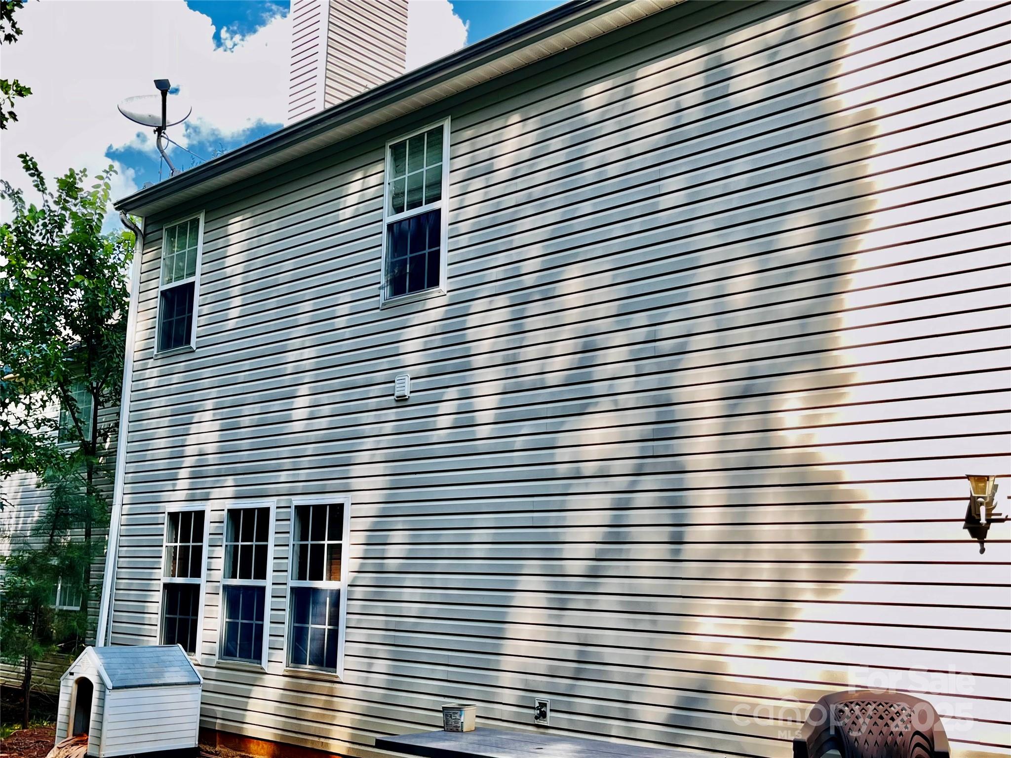 5502 Freestone Drive