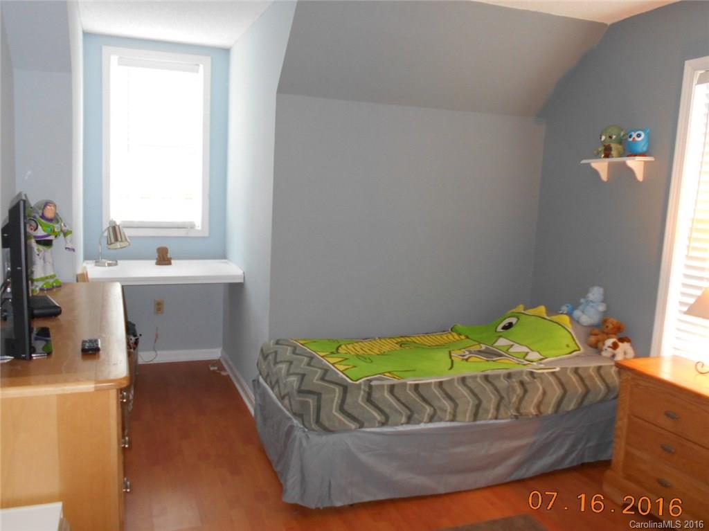 Adams Bluff - Residential