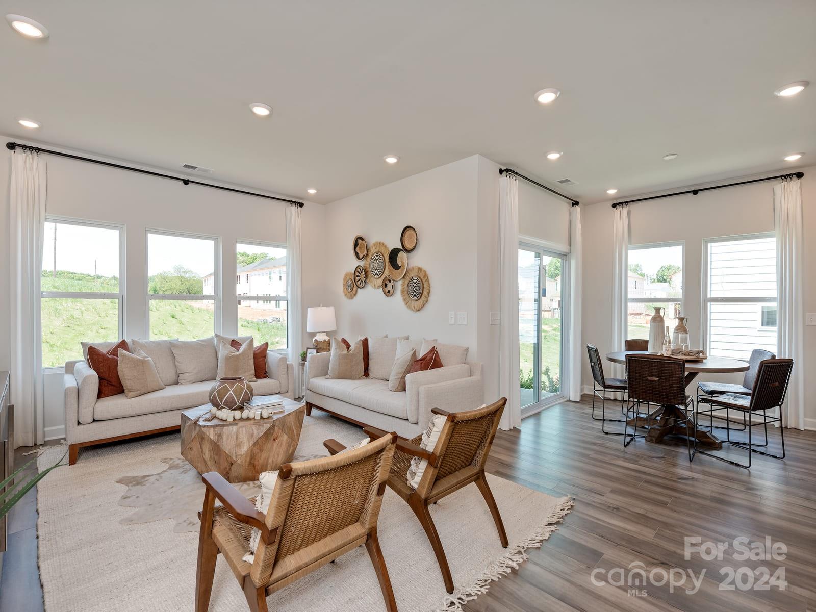 The Vineyards on Lake Wylie - Residential