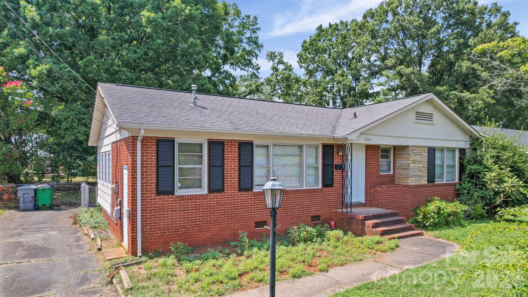 3029 Rosehill Drive