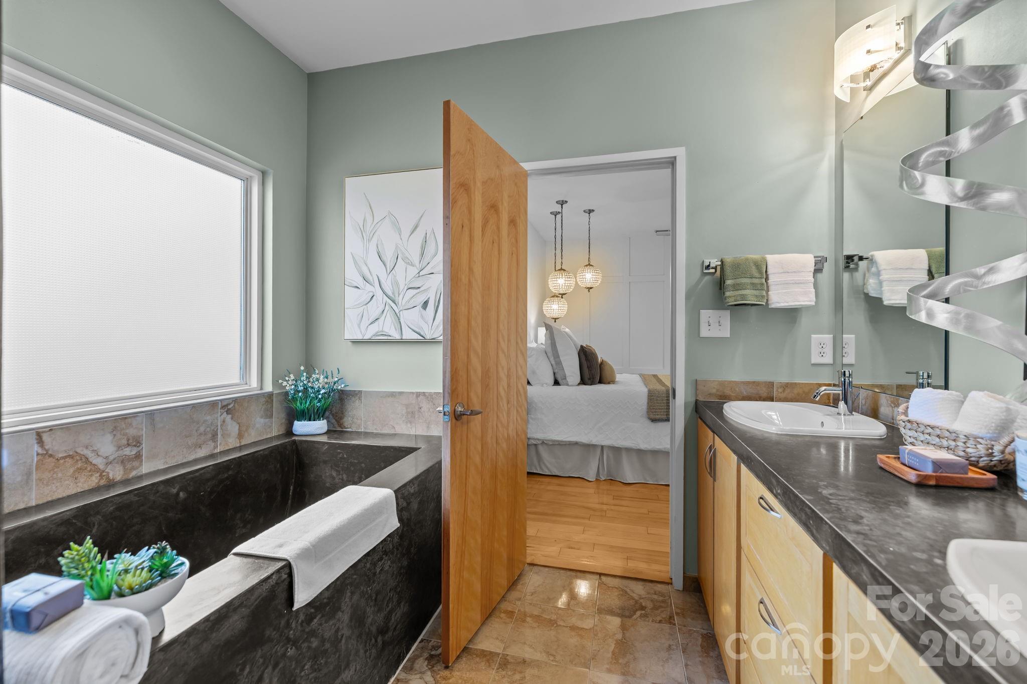 The Arts District - Residential