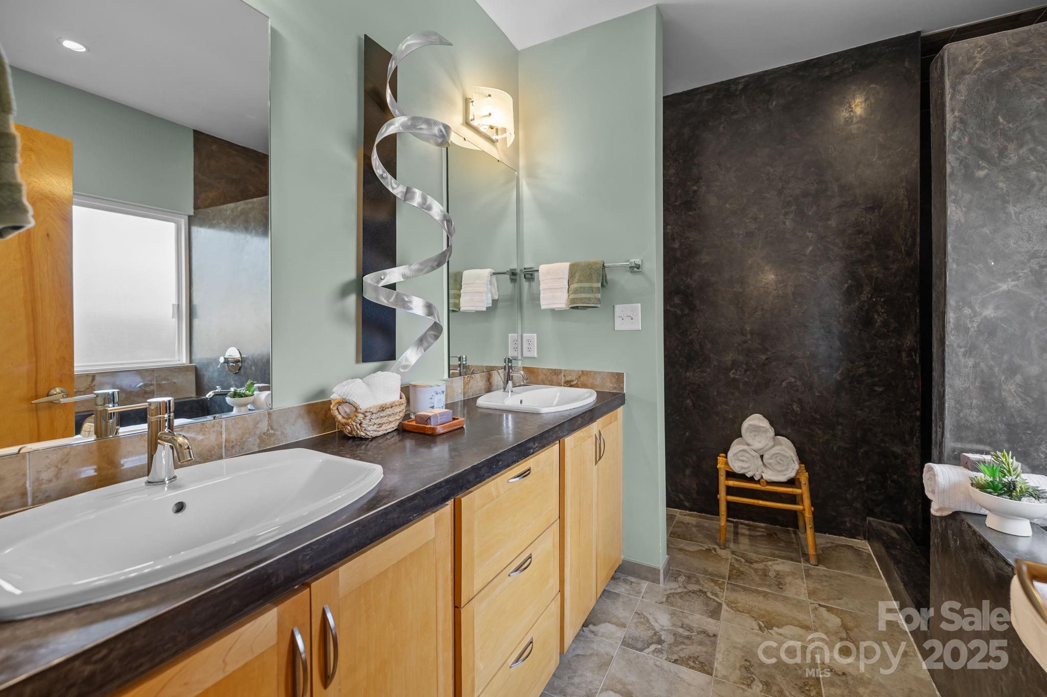 The Arts District - Residential