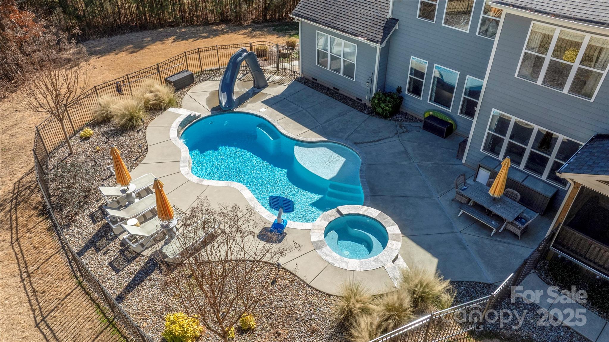 Chesapeake Pointe - Residential