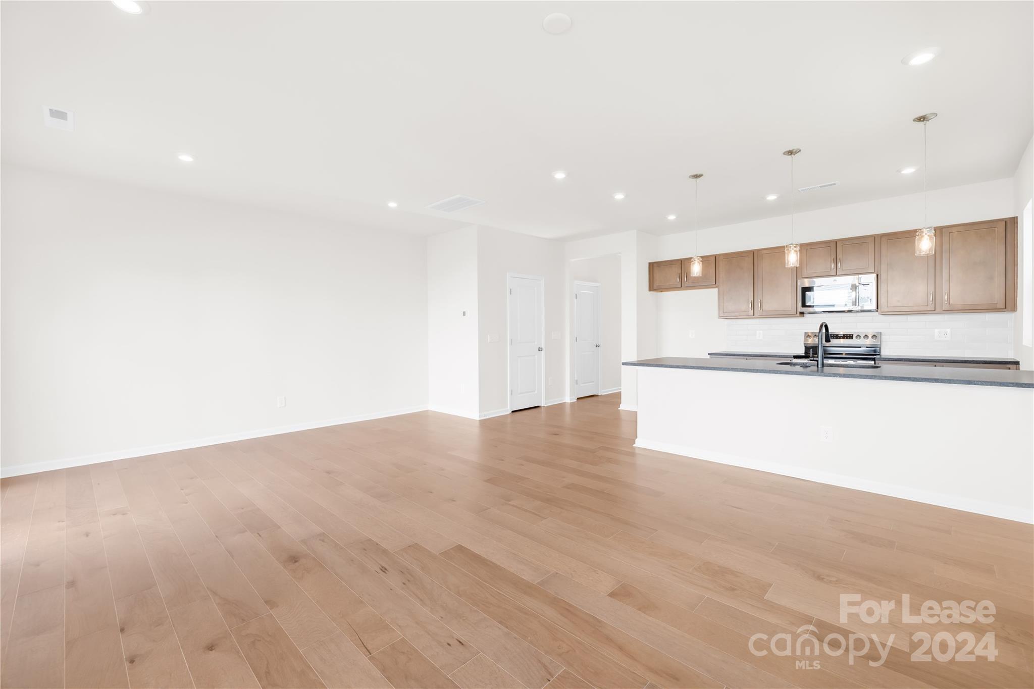 Fifteen 15 Cannon - Residential Lease