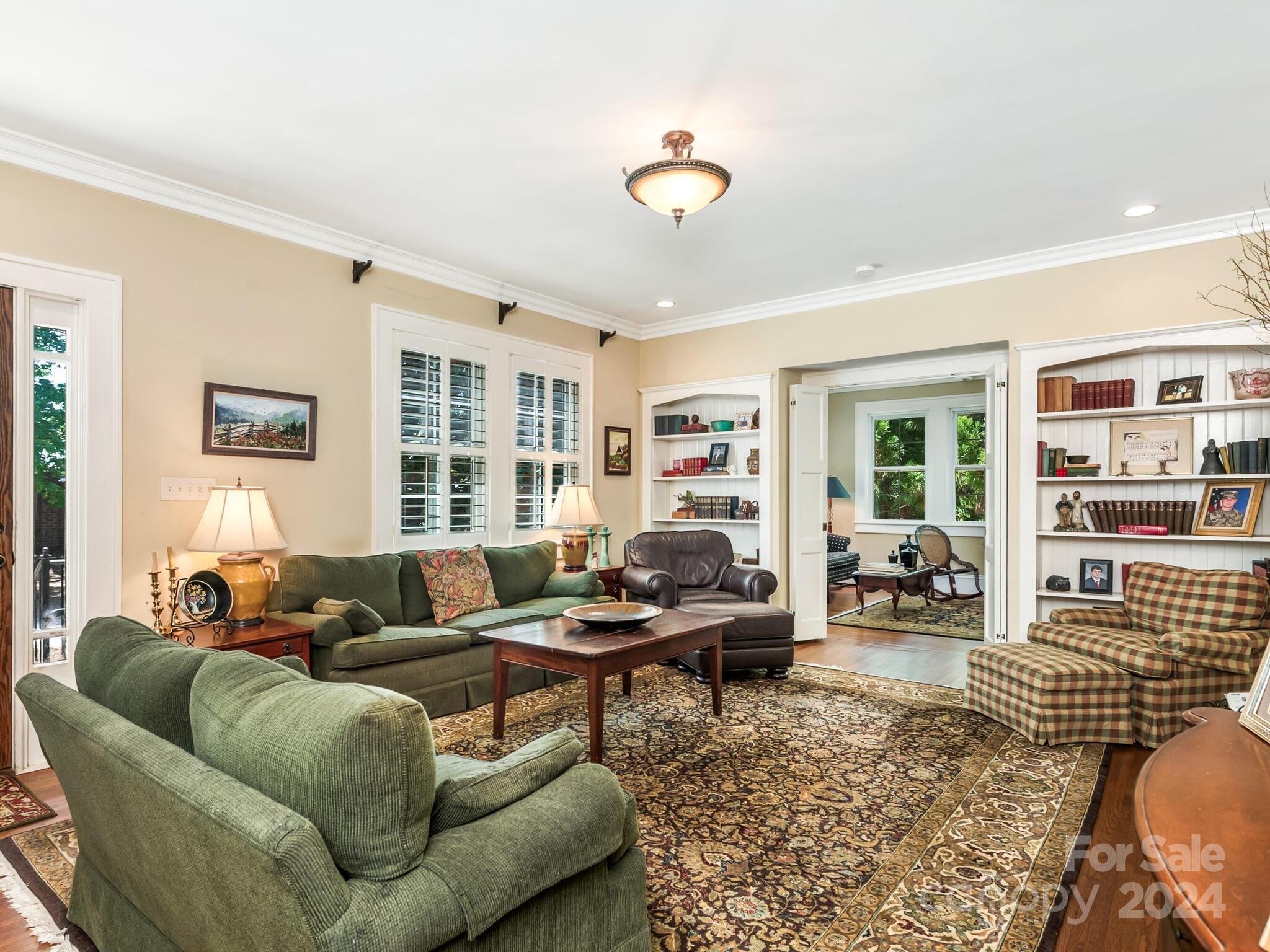 614 Olde Cotswold Court