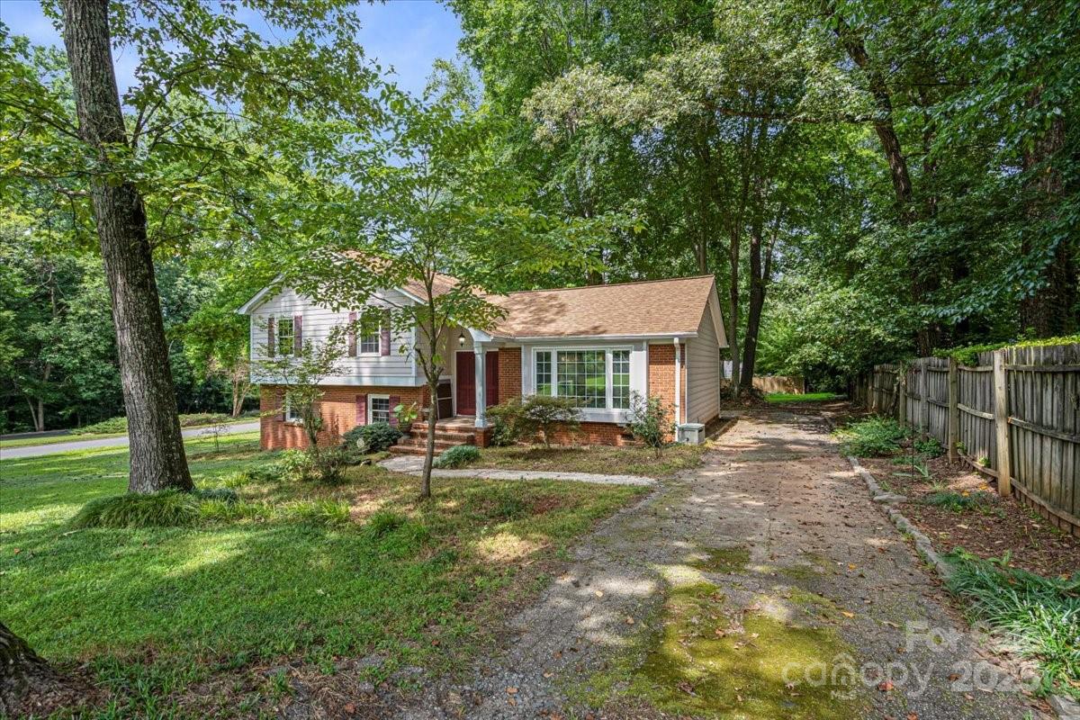 6541 Old Reid Road