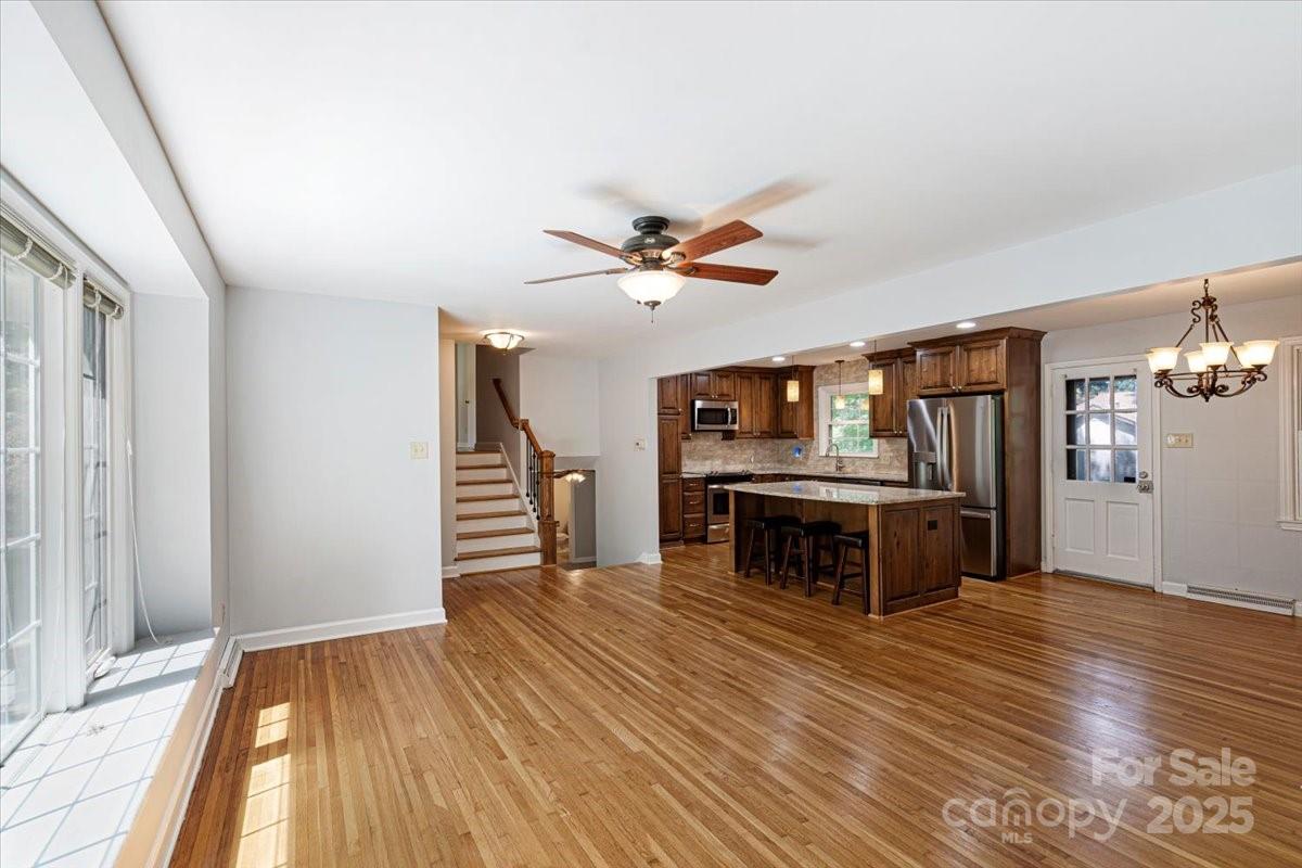 6541 Old Reid Road