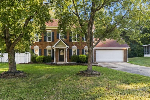 Photo of 4209 Hounds Run Drive, Matthews, NC 28105 (MLS # 4429695)