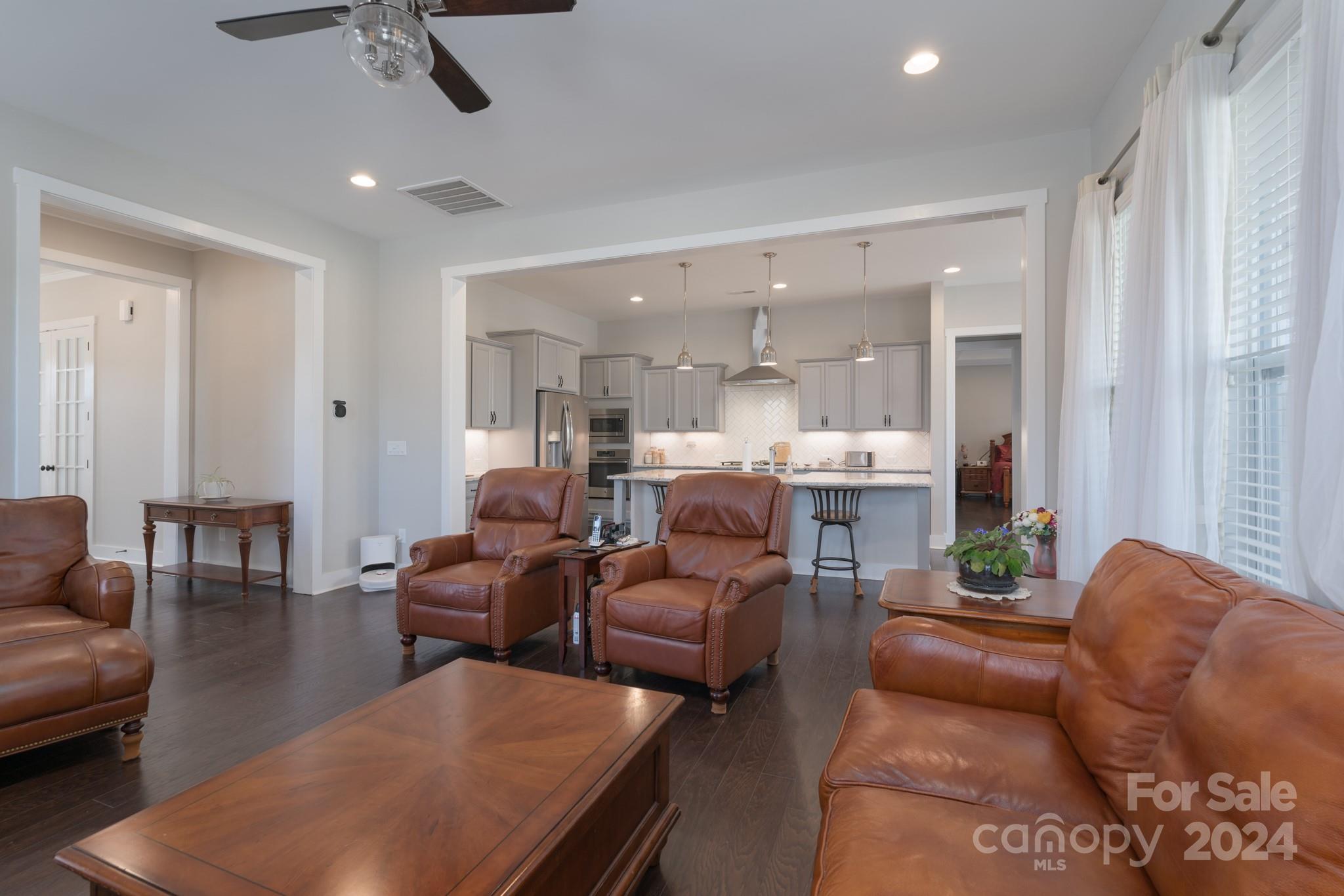 Paddlers Cove - Residential