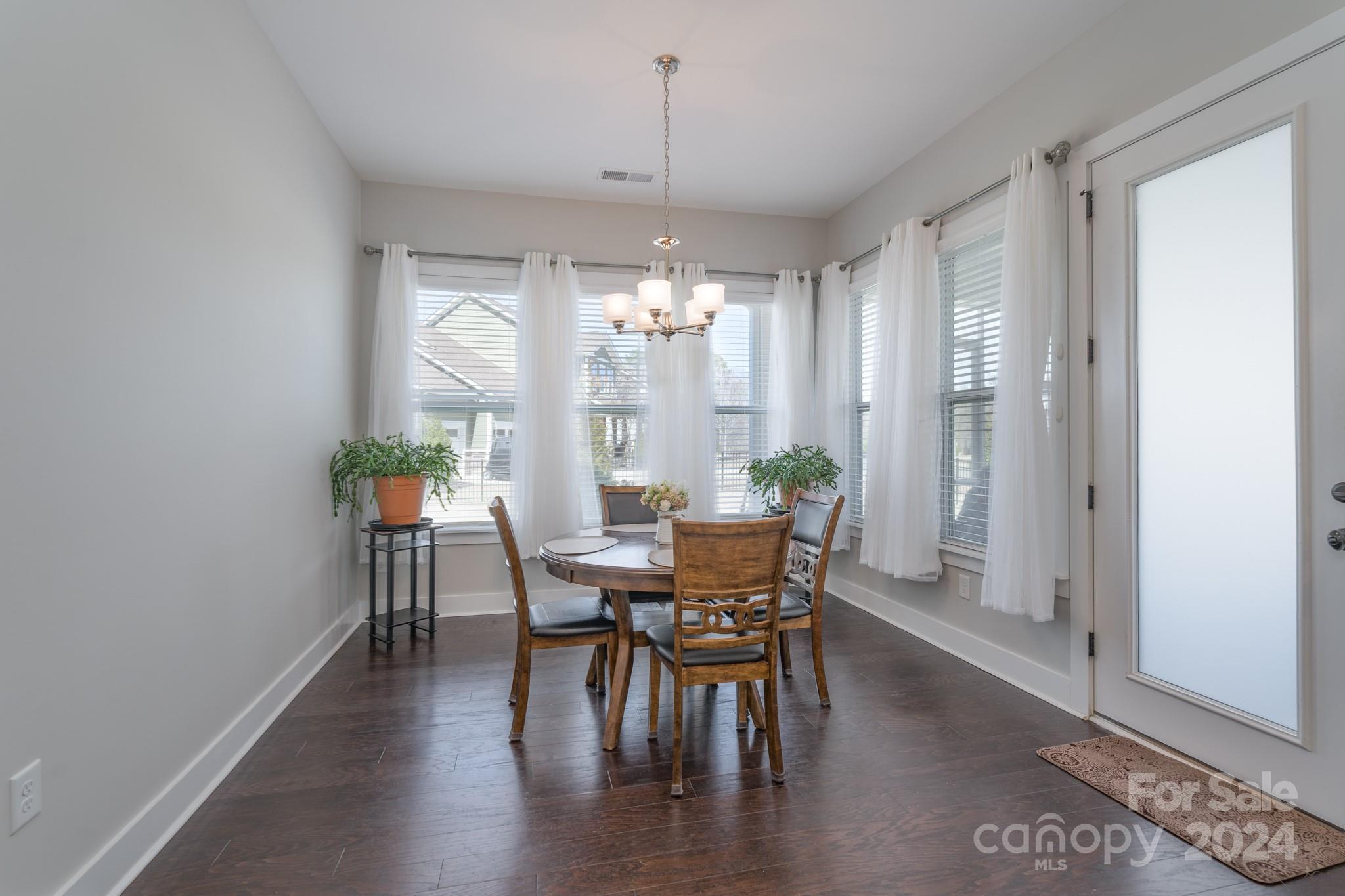 Paddlers Cove - Residential