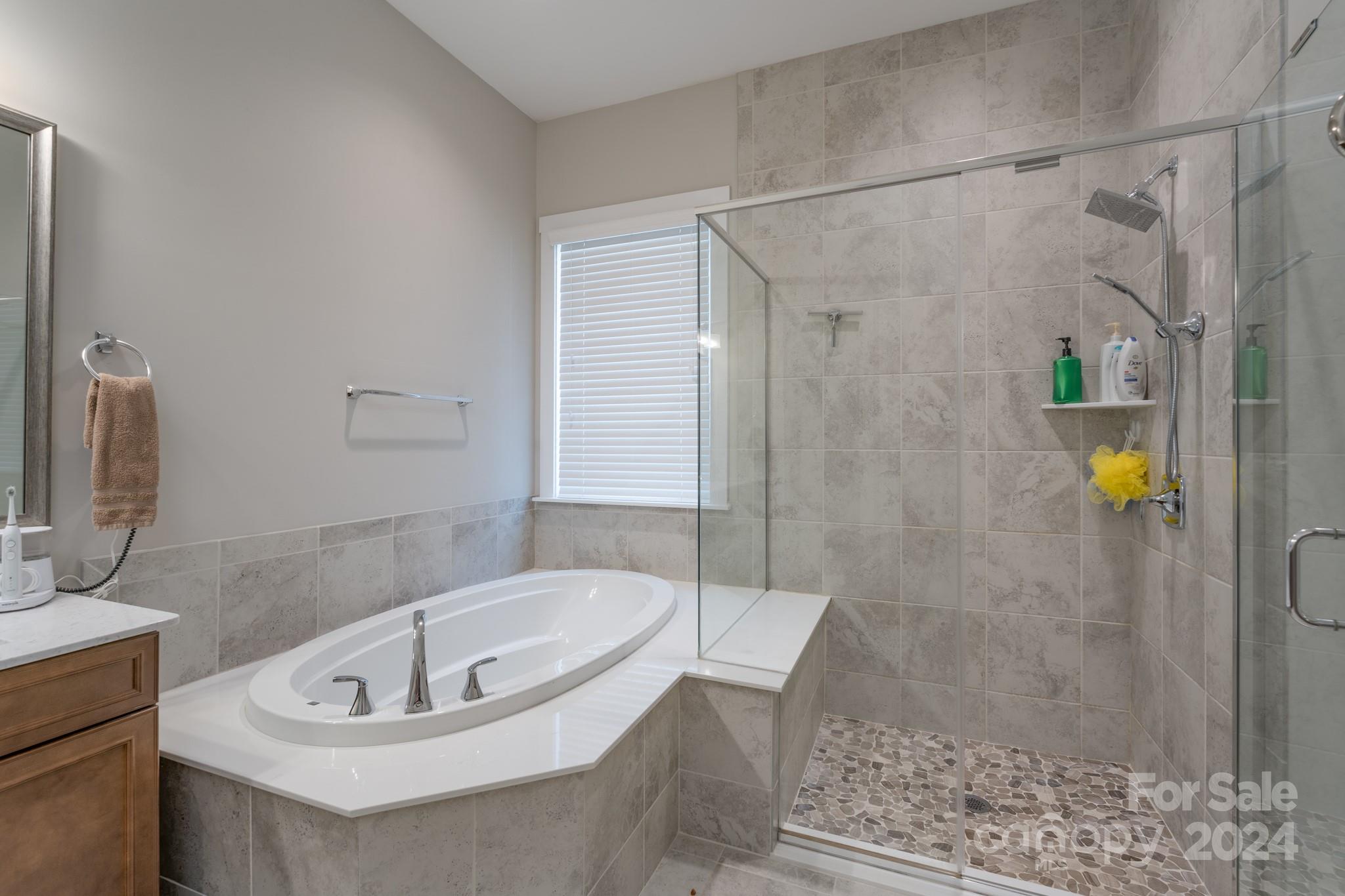 Paddlers Cove - Residential