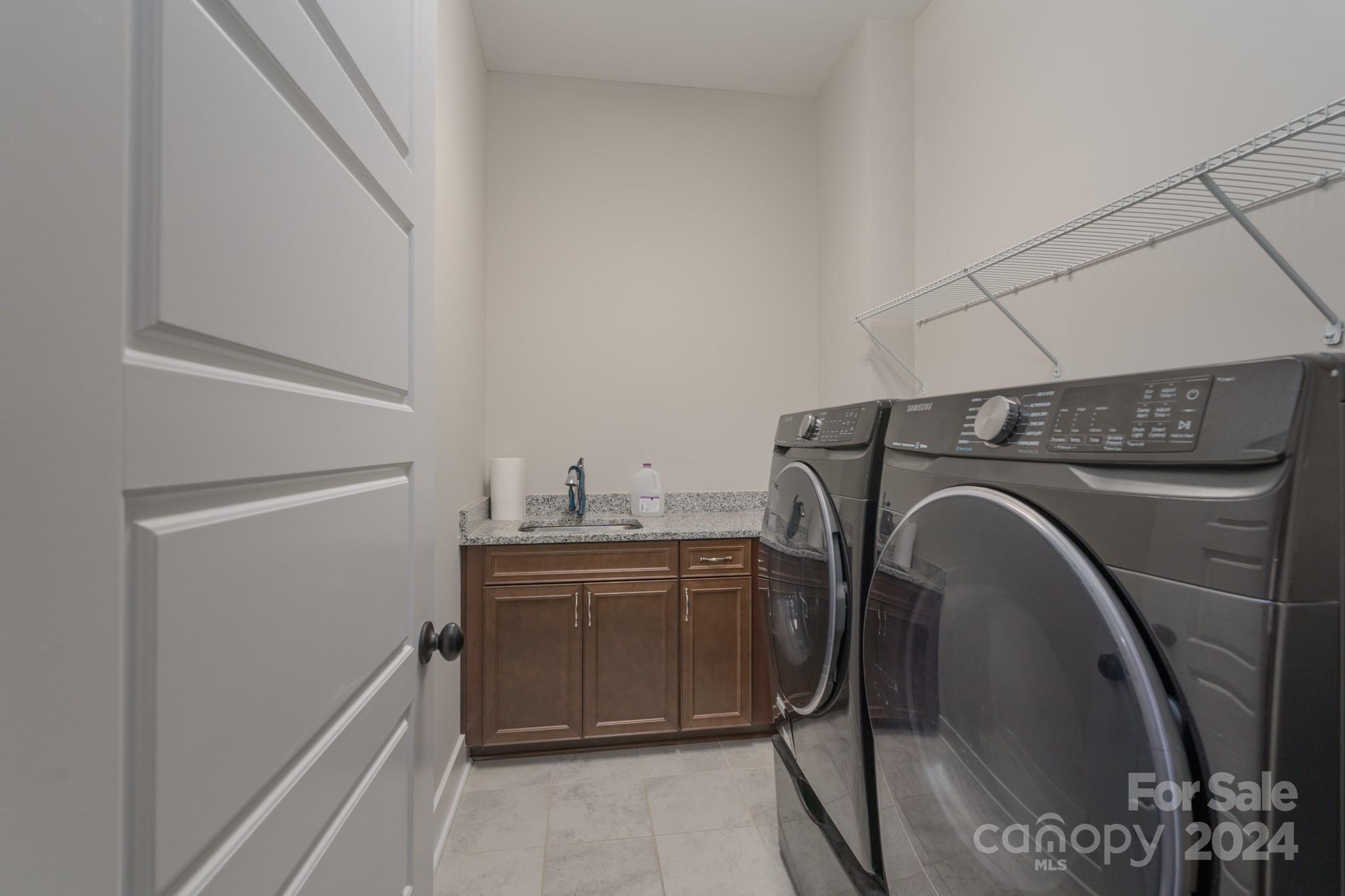 Paddlers Cove - Residential