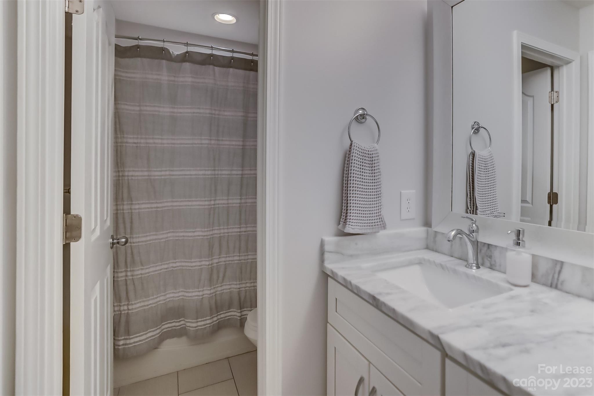 Baxter Village - Residential Lease