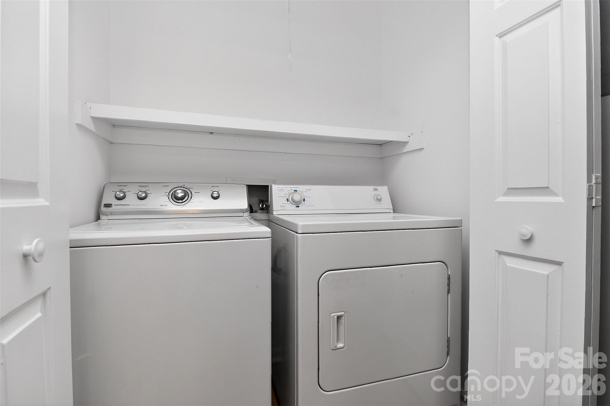 Harris Lake - Residential