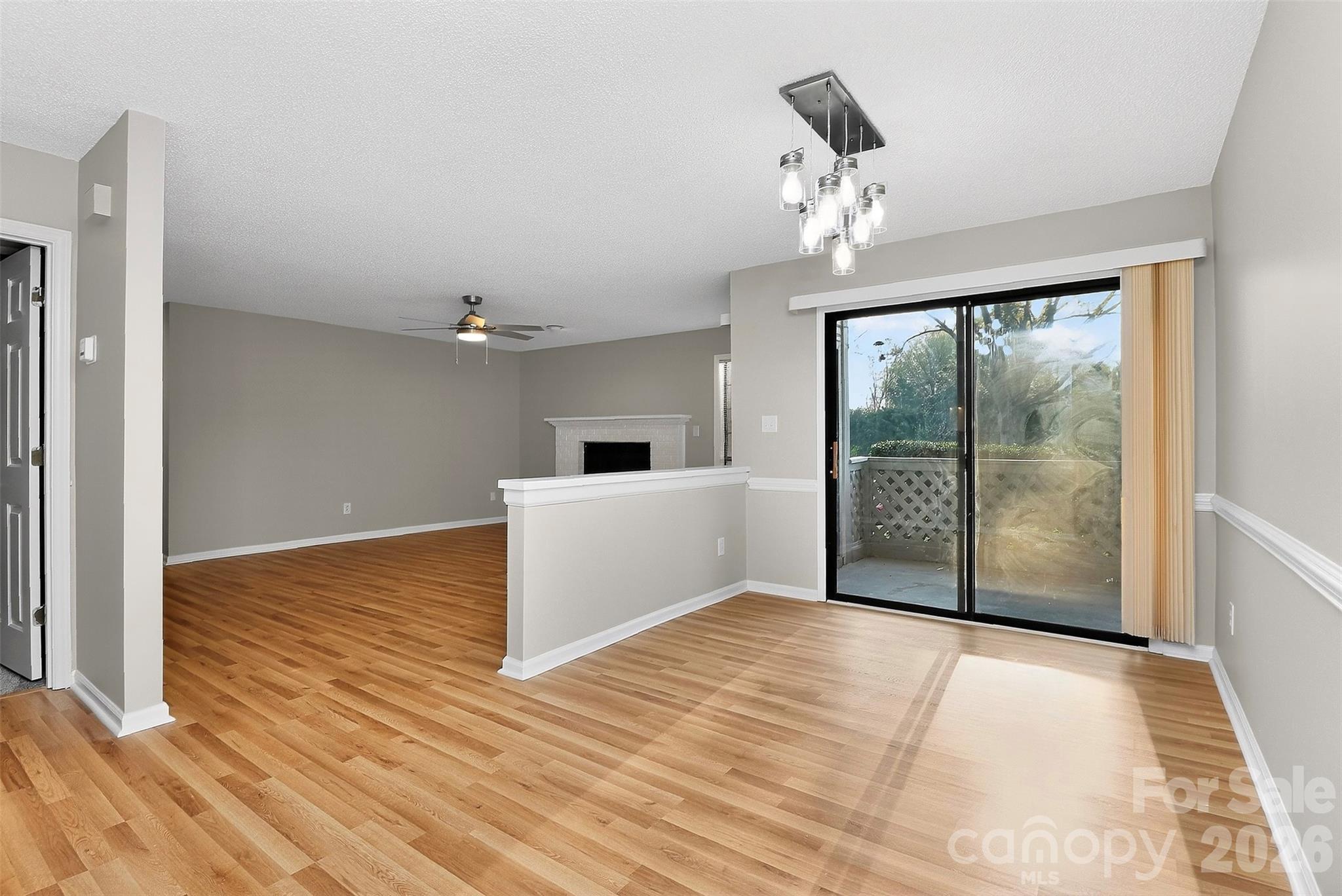 Harris Lake - Residential