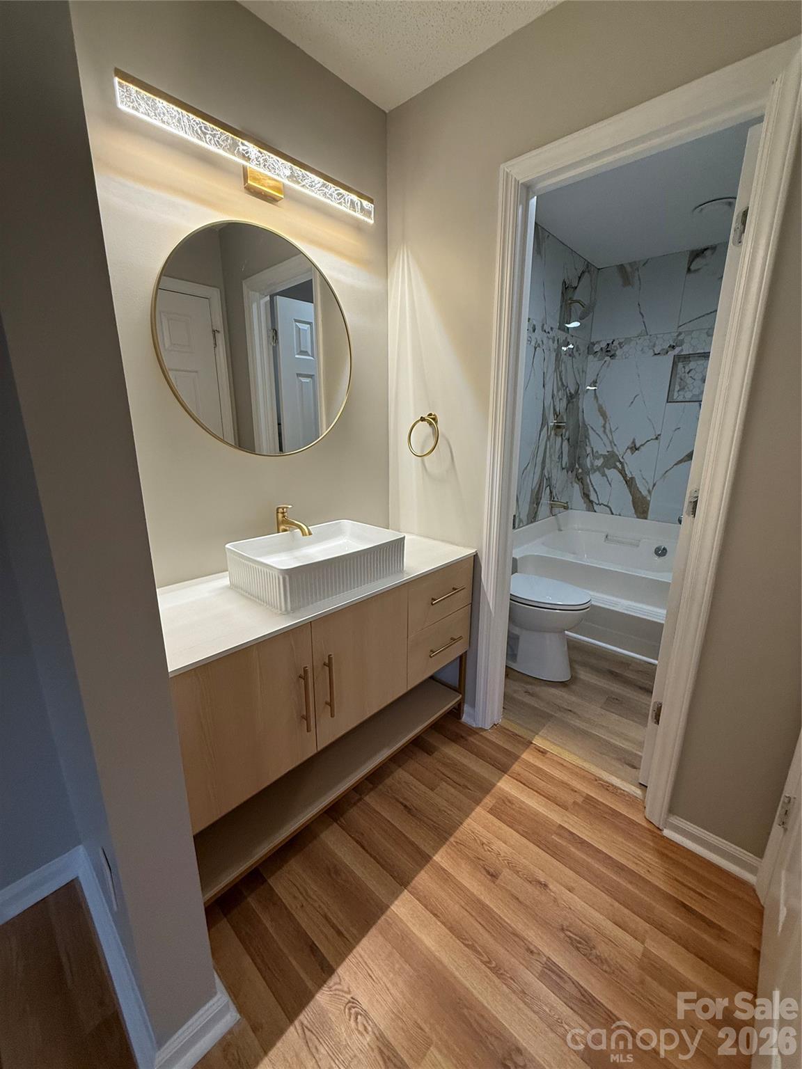 Harris Lake - Residential