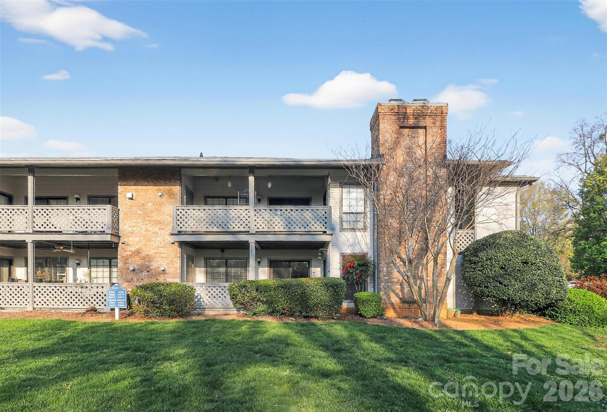 Harris Lake - Residential