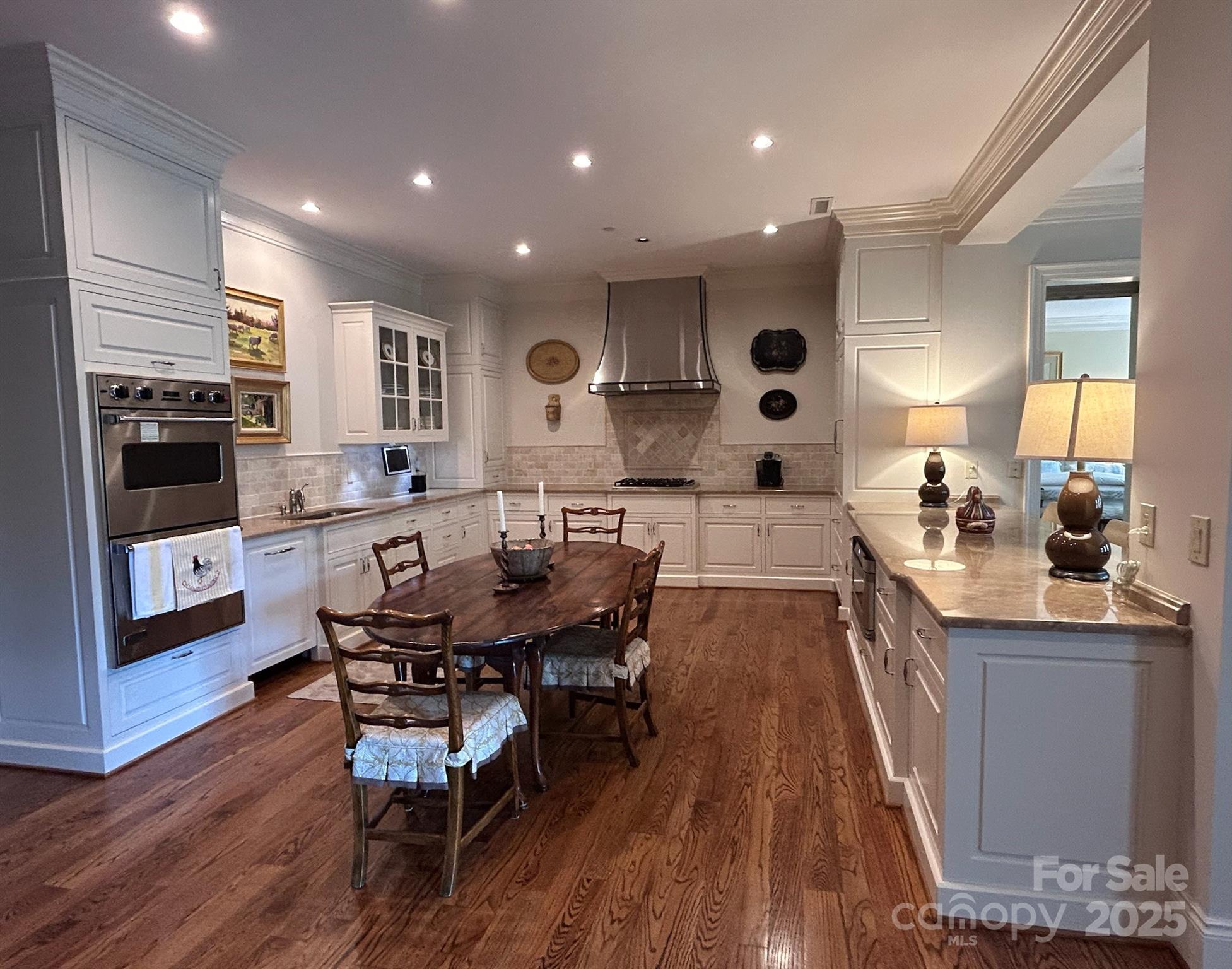 168 Cherokee Road