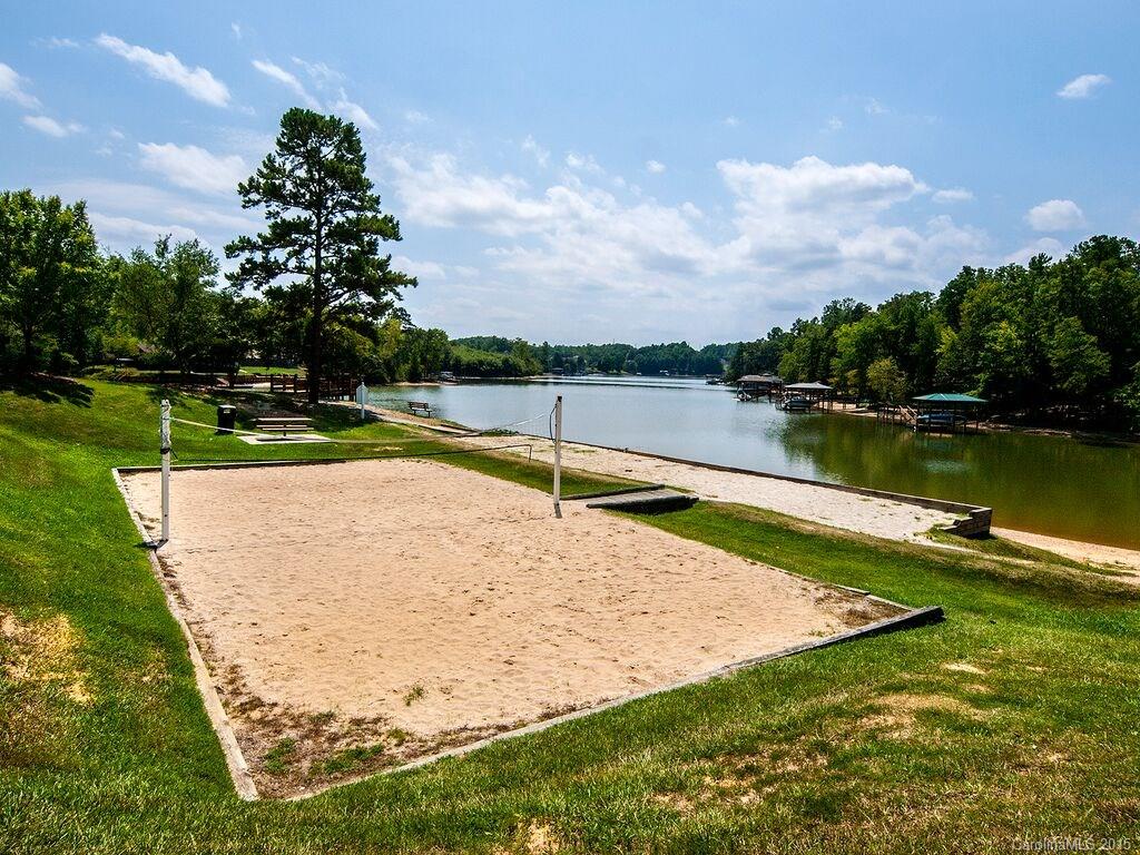 Lake Shore - Residential