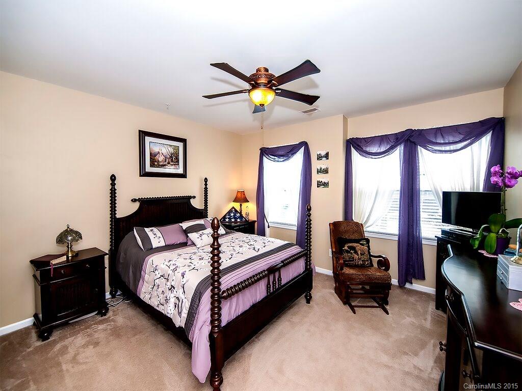 Lake Shore - Residential