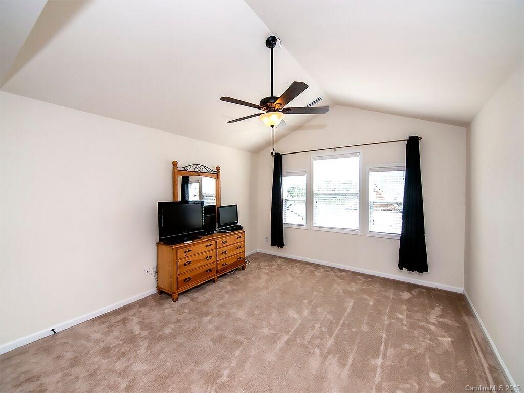 Lake Shore - Residential