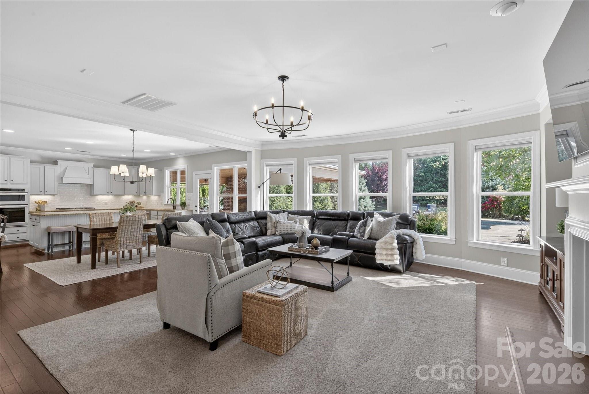 The Chimneys of Marvin - Residential