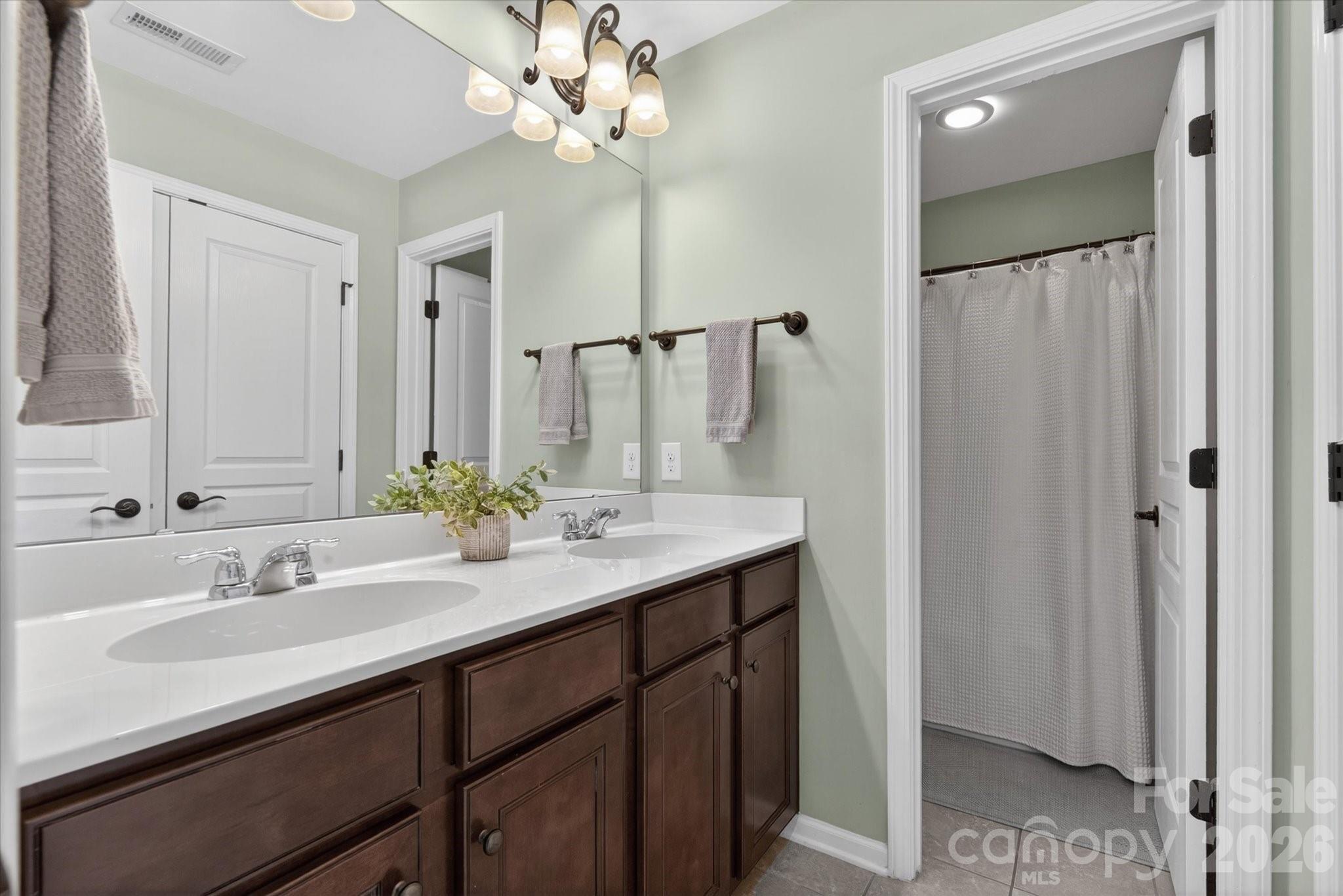 The Chimneys of Marvin - Residential