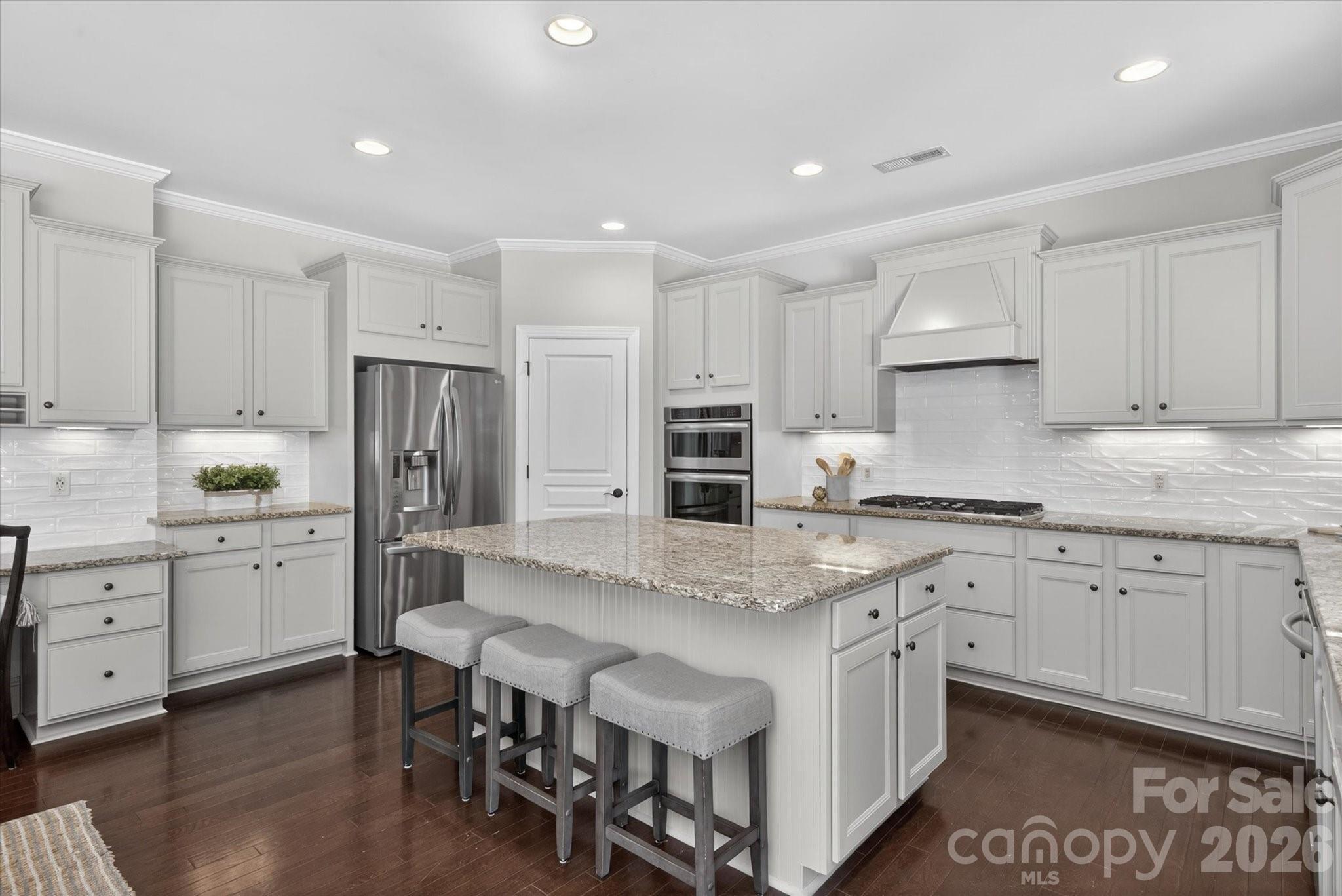 The Chimneys of Marvin - Residential