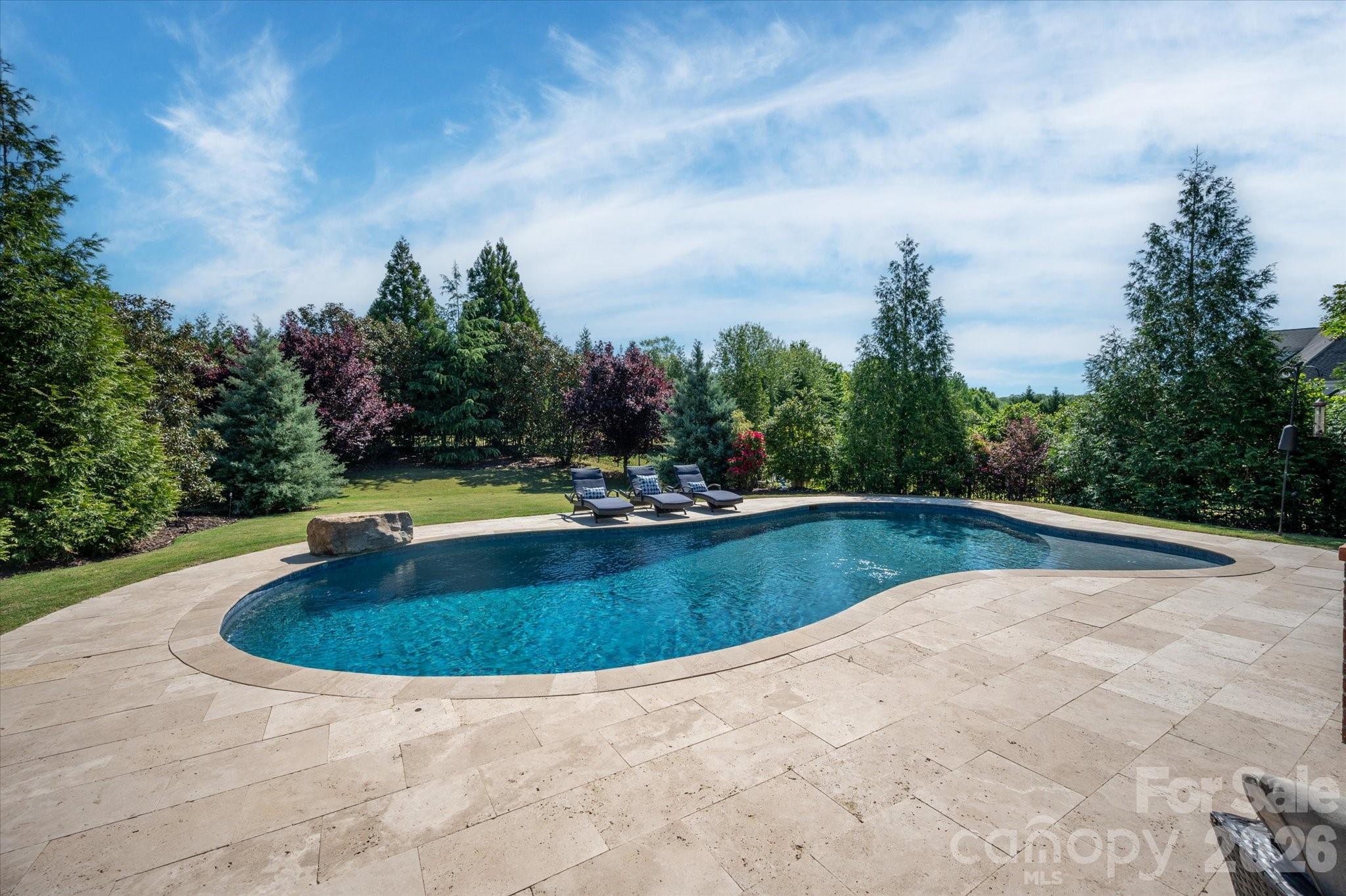 The Chimneys of Marvin - Residential