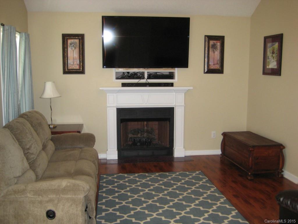 Avery Lake - Residential