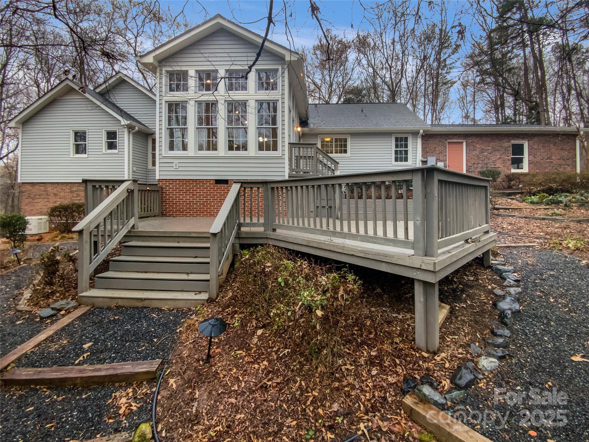 Olde Williamsburg - Residential