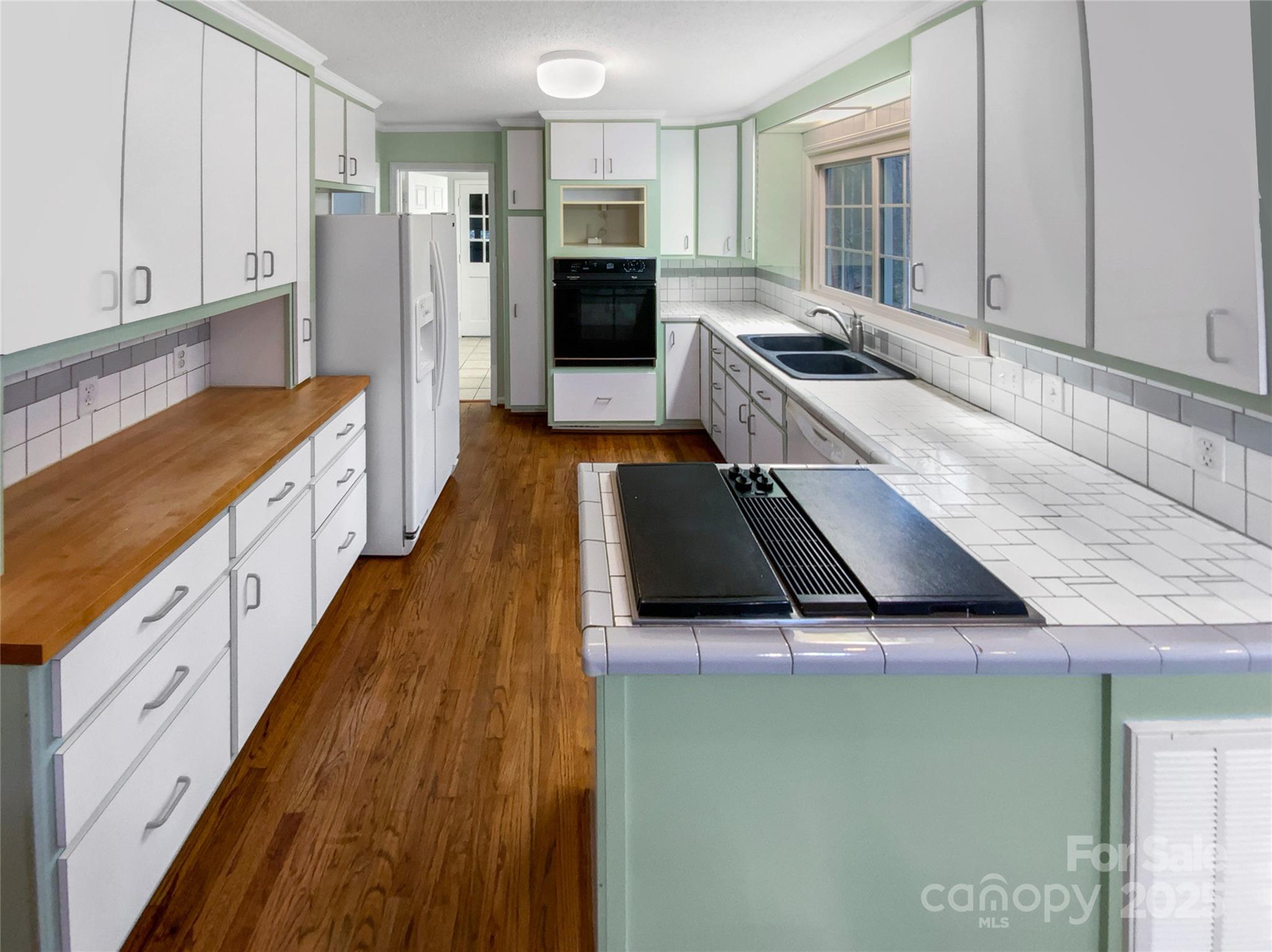 Olde Williamsburg - Residential