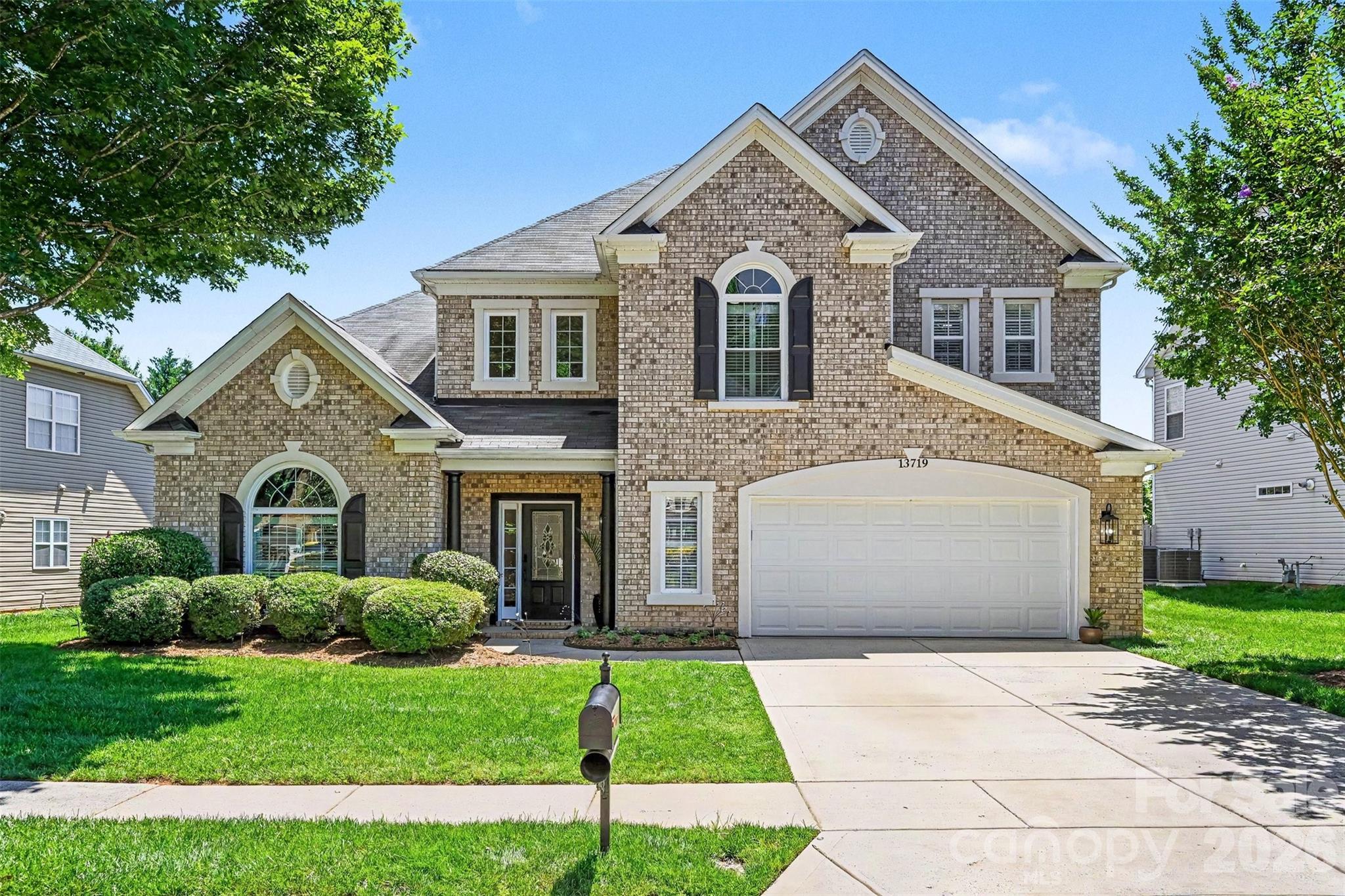13719 Daltrey Lane