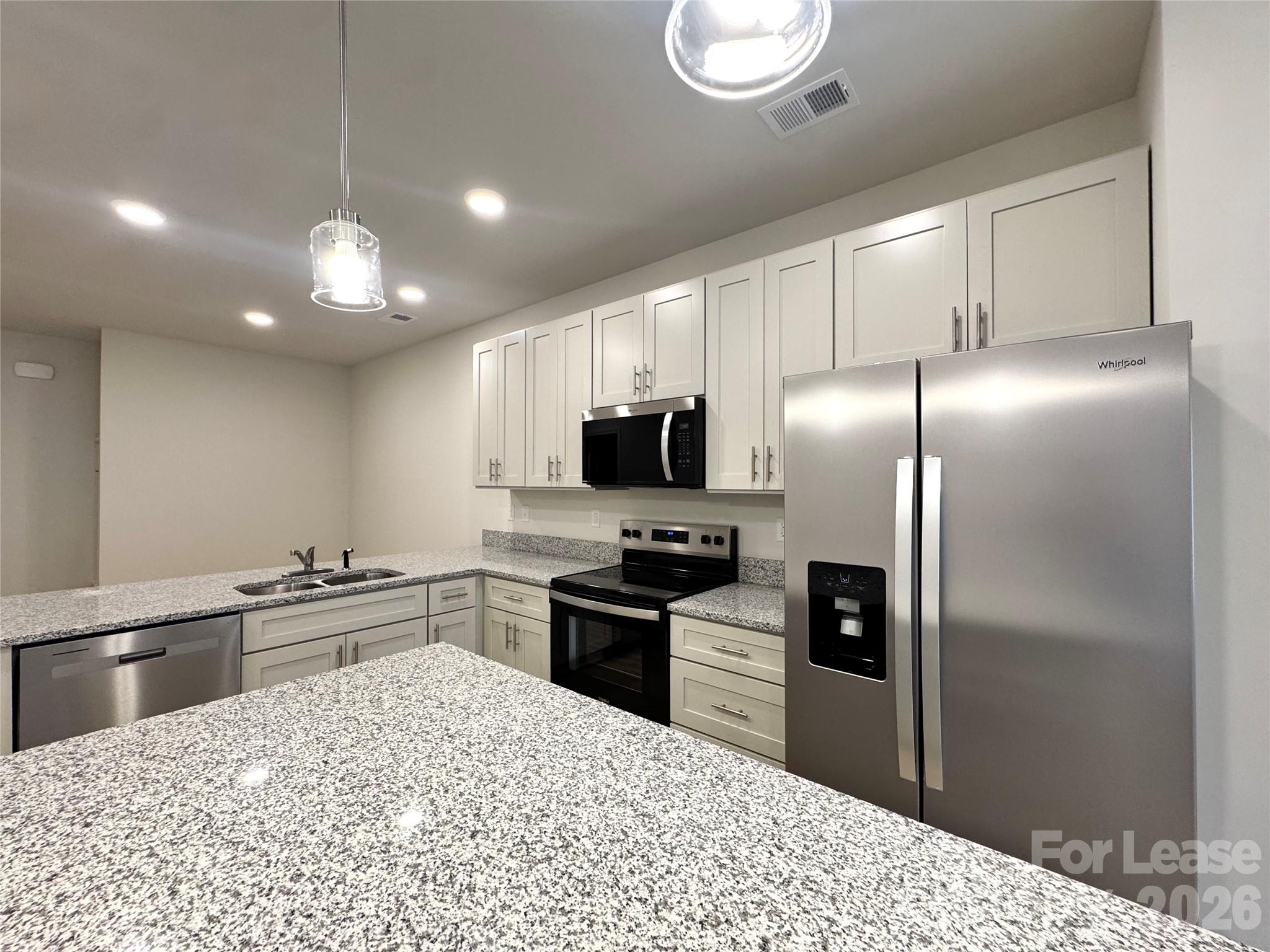 4700 Prosperity Church Road 6409