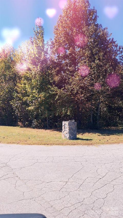 32 Planters Row Road 32 Iron Station NC 28080