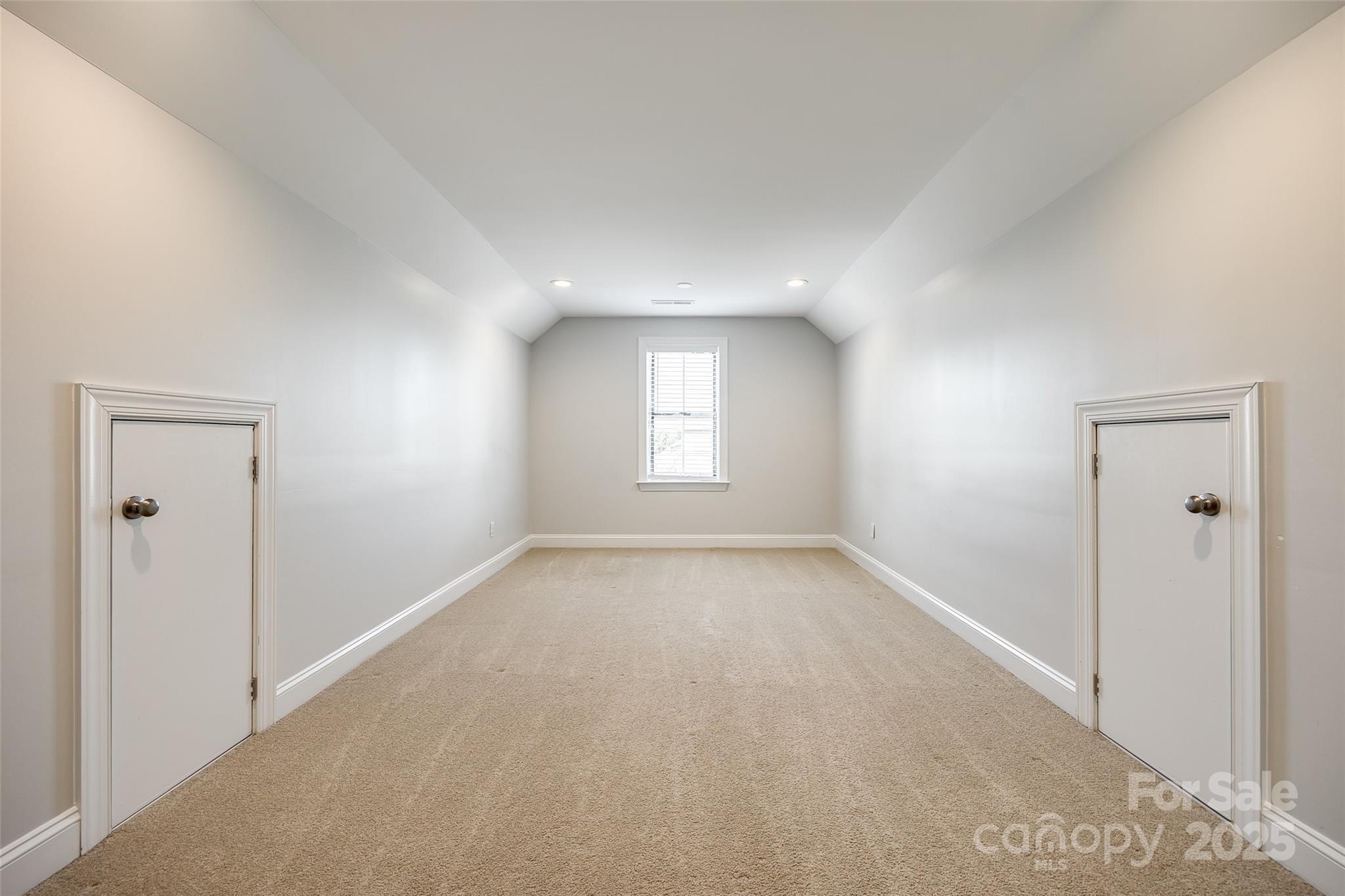 The Manors at Lake Ridge - Residential