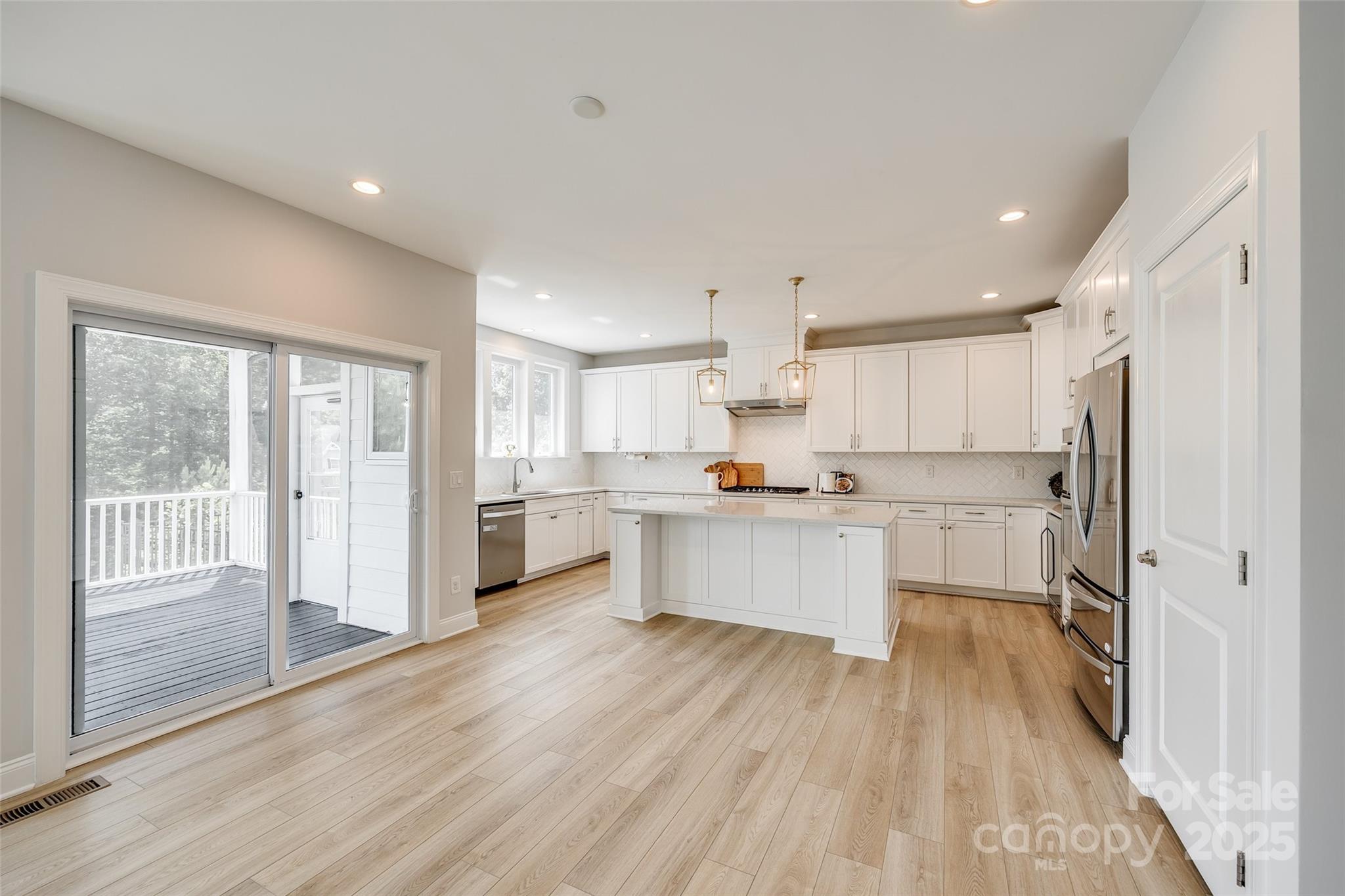 The Manors at Lake Ridge - Residential