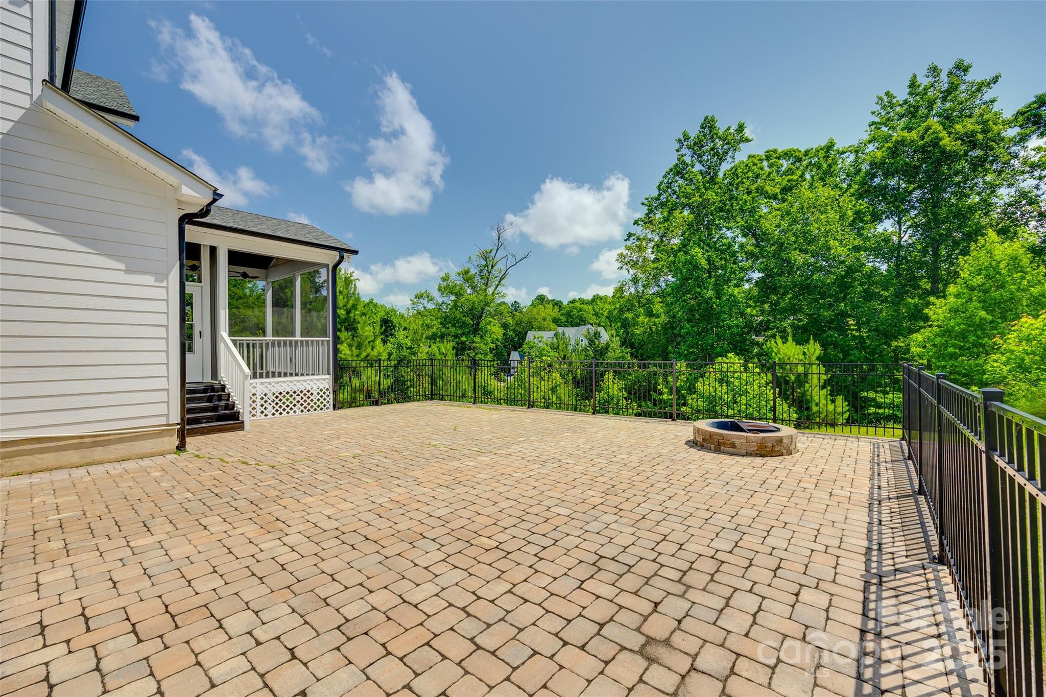 The Manors at Lake Ridge - Residential