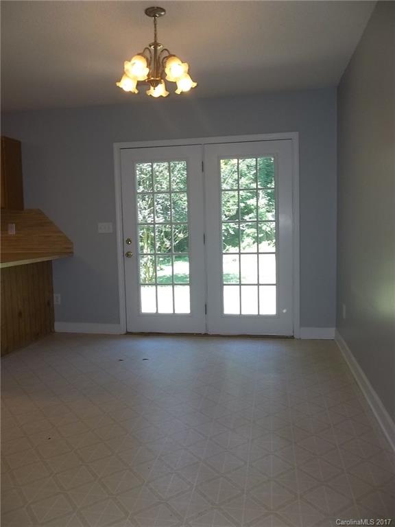 Unknown - Residential Lease