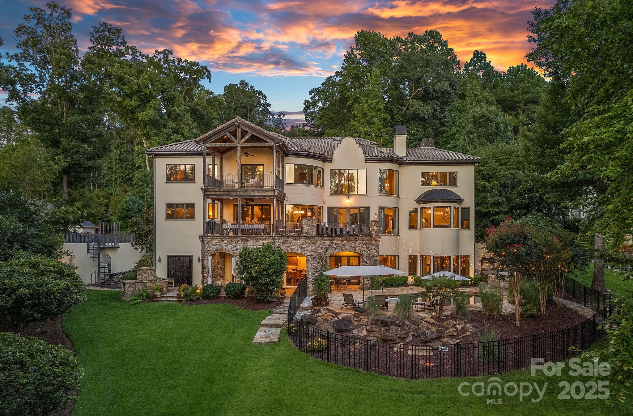 6821 Pebble Bay Drive