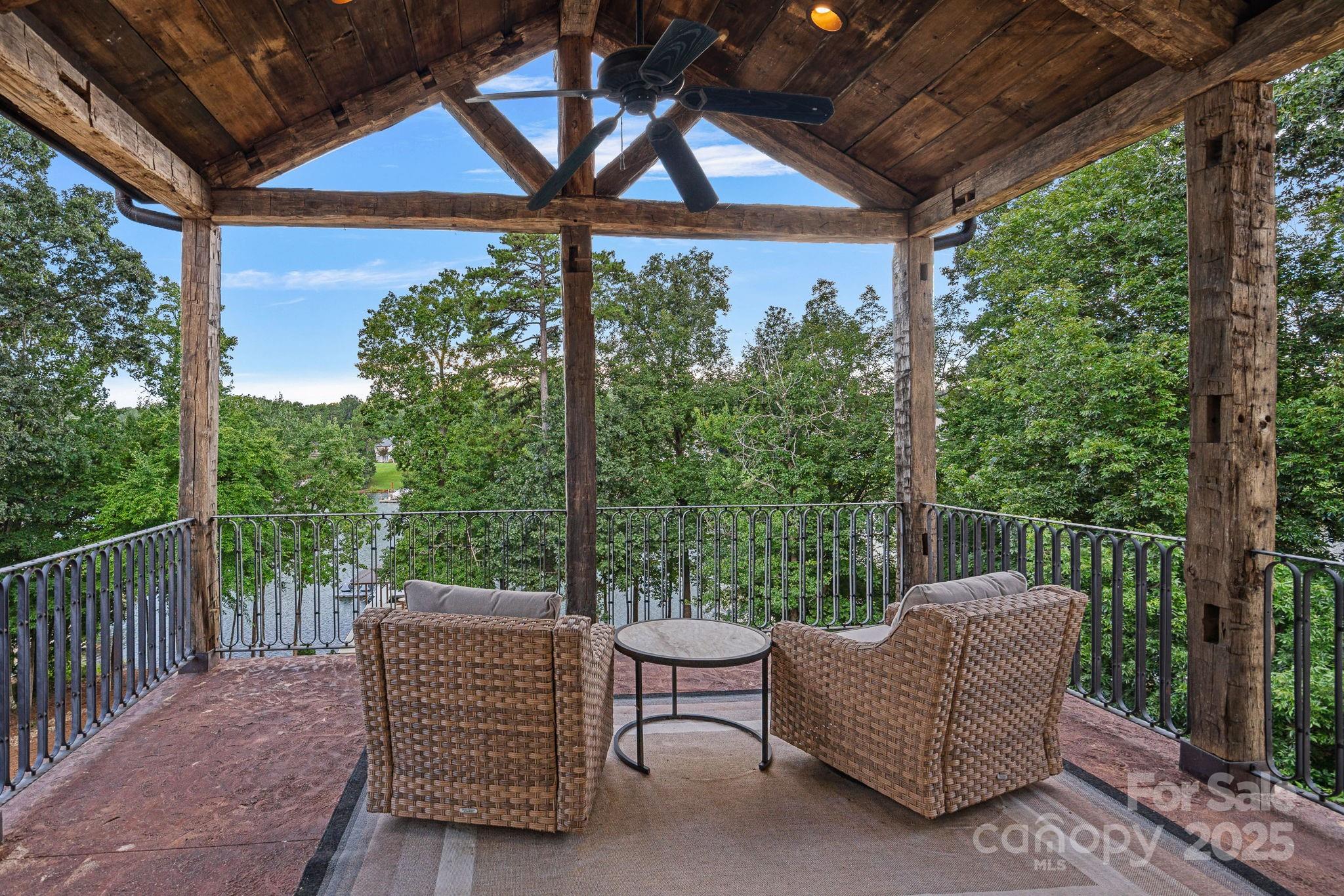 Pebble Bay - Residential