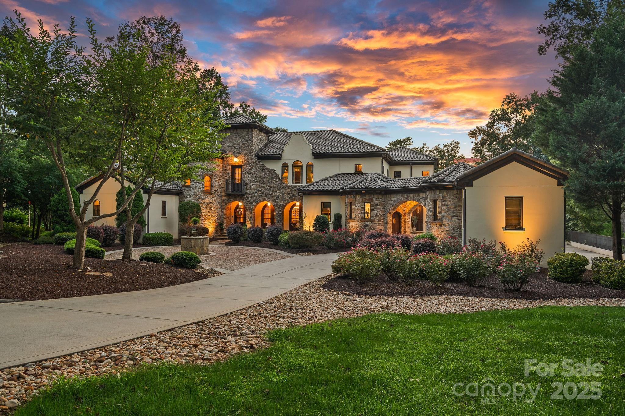 Pebble Bay - Residential