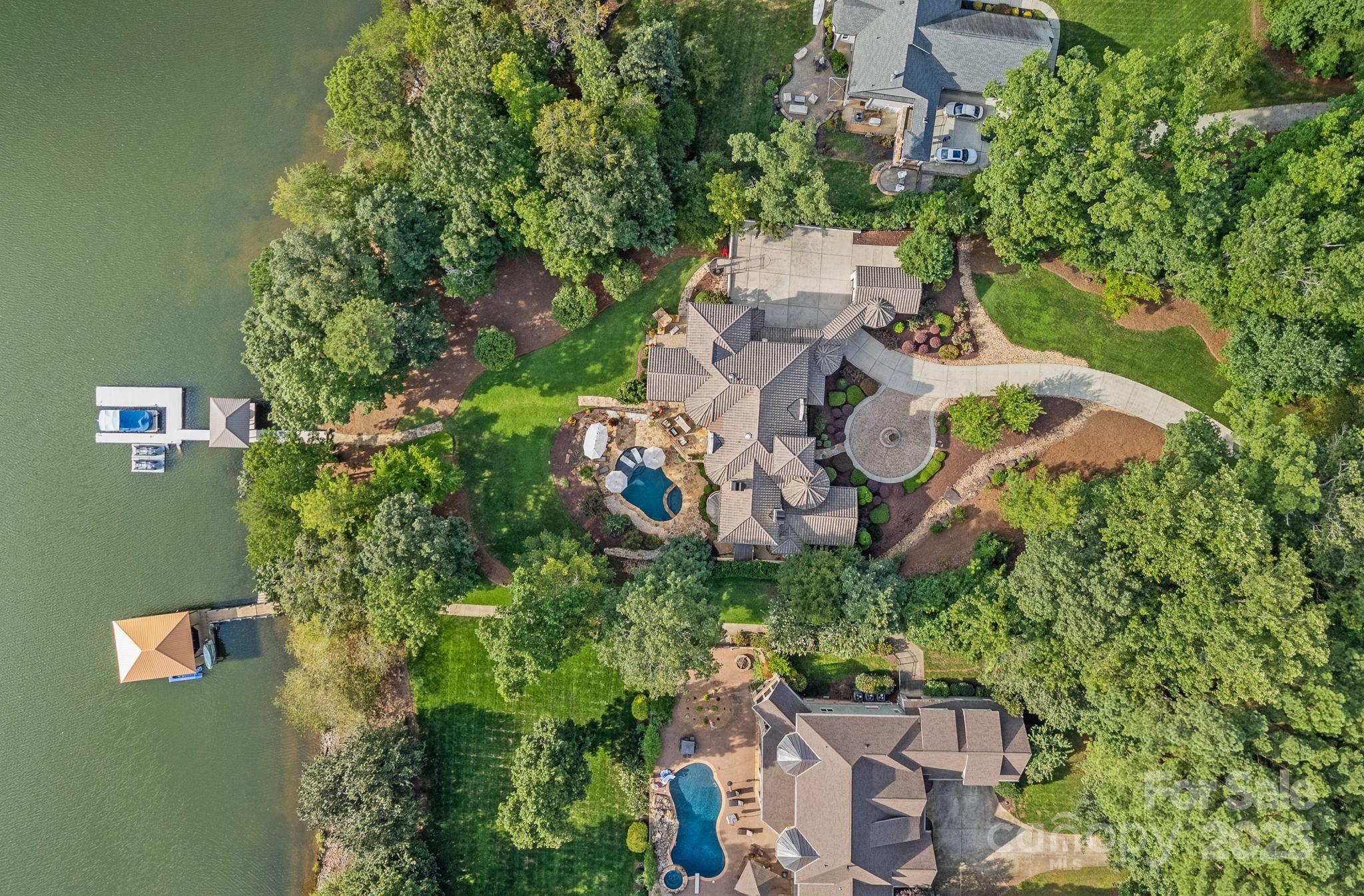 Pebble Bay - Residential