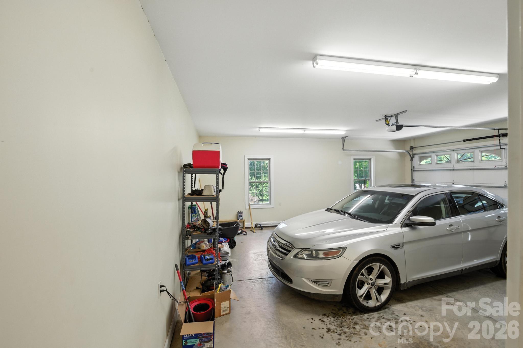 EDGEWATER - Residential