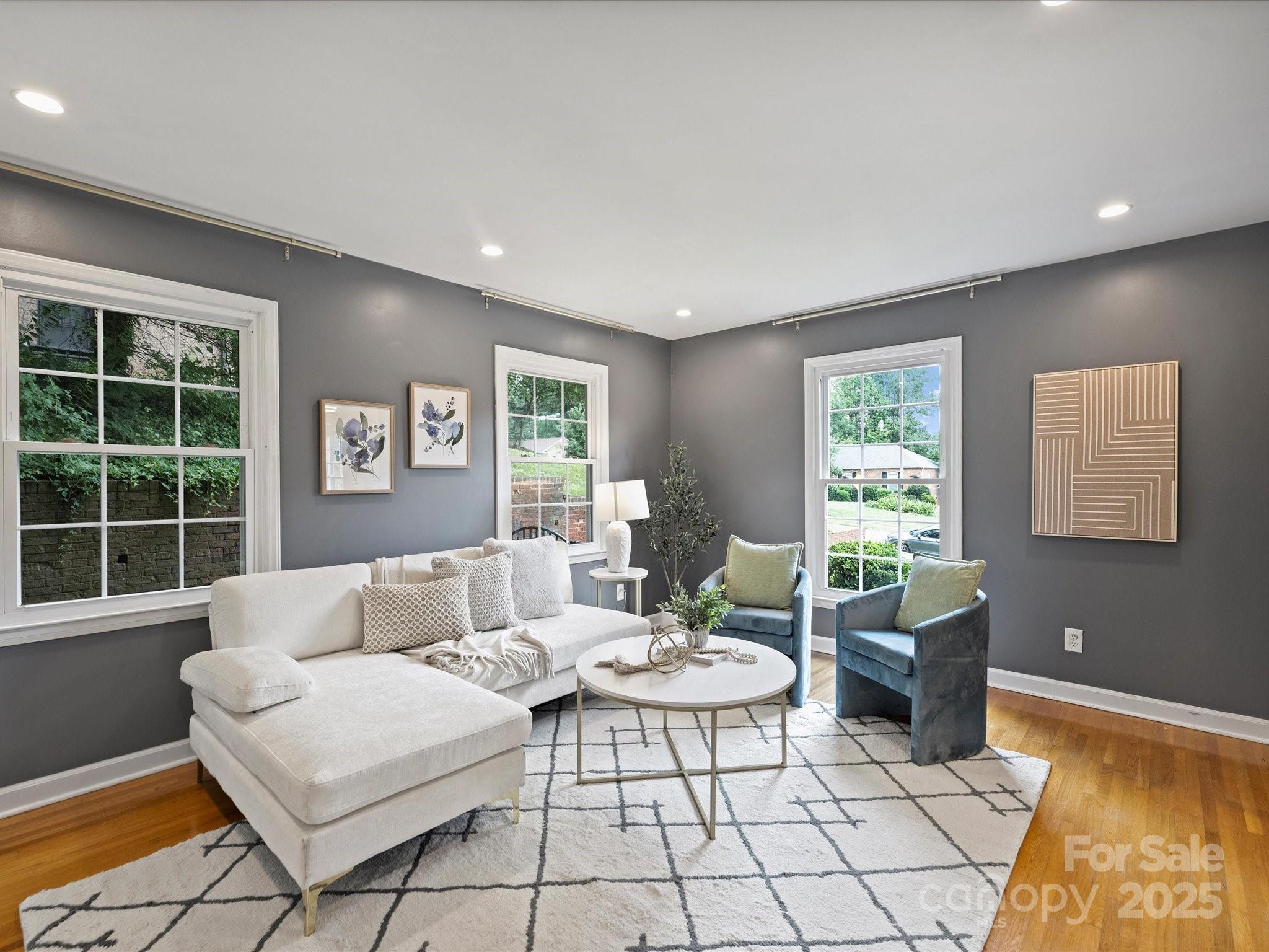 3808 Riverbend Road