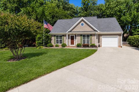 126 Tara Lynn Court Mooresville NC 28115