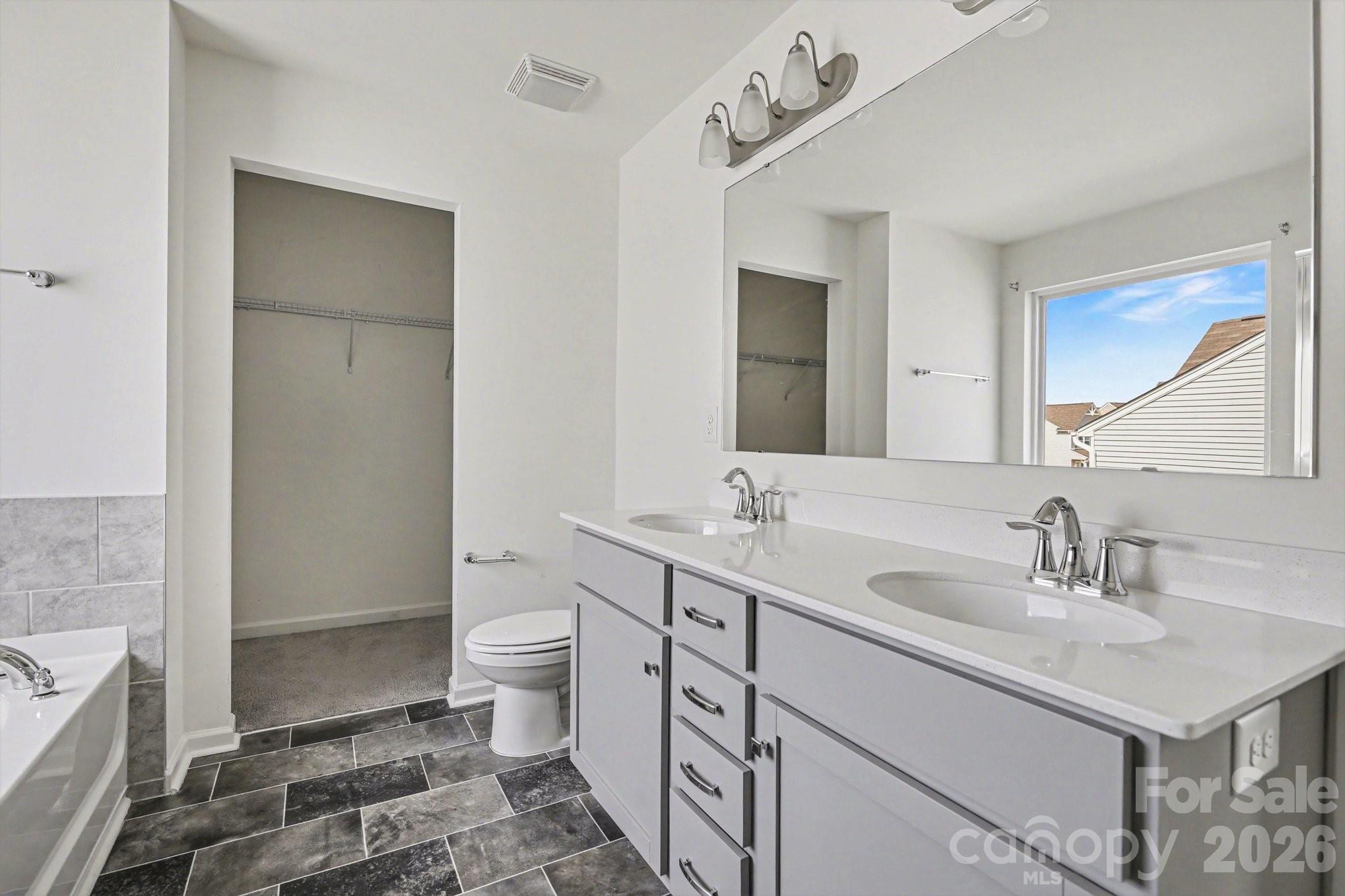 Hidden Lakes - Residential